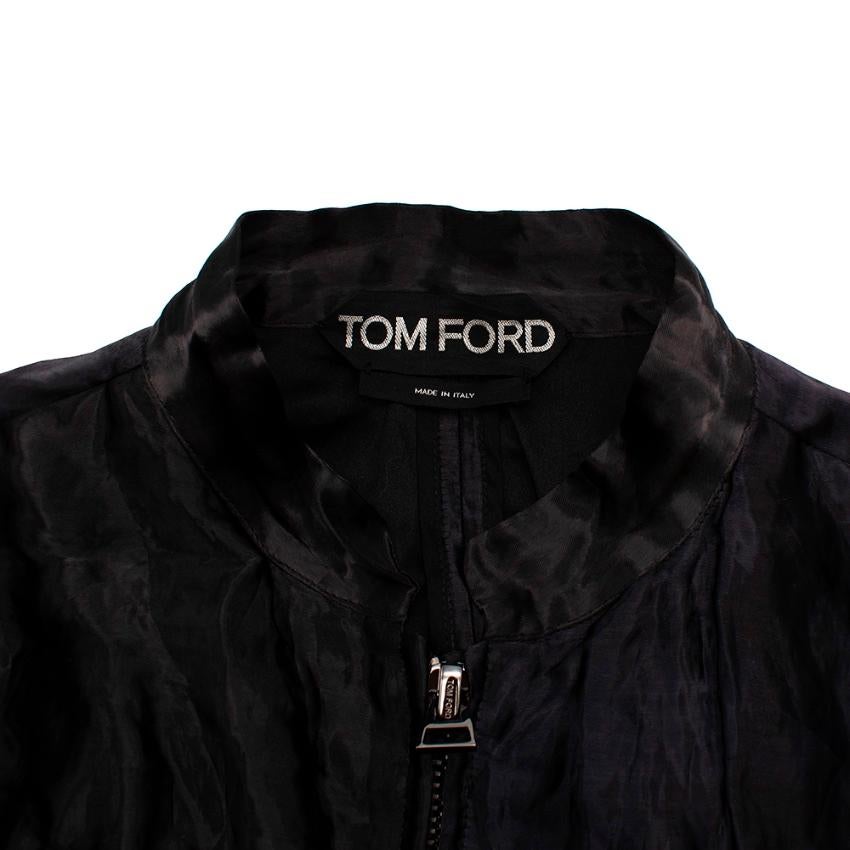 Tom Ford Black Metallic Crinkled Silk Oversize Jacket - Size US 6 In New Condition For Sale In London, GB