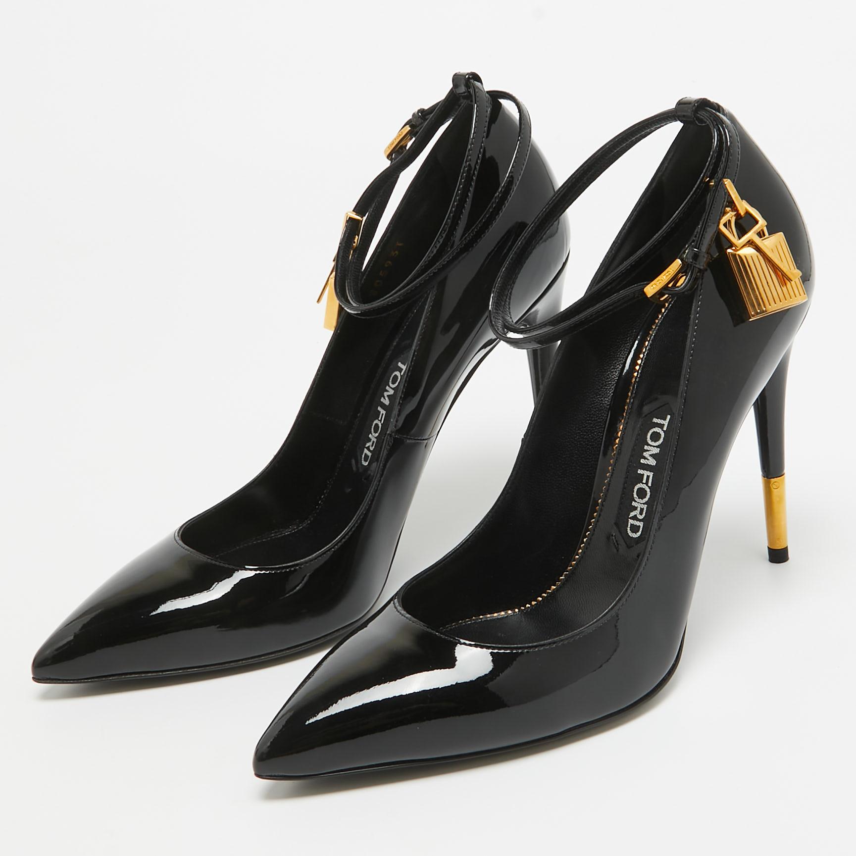 Perfectly sewn and finished to ensure an elegant look and fit, these Tom Ford shoes are a purchase you'll love flaunting. They look great on the feet.