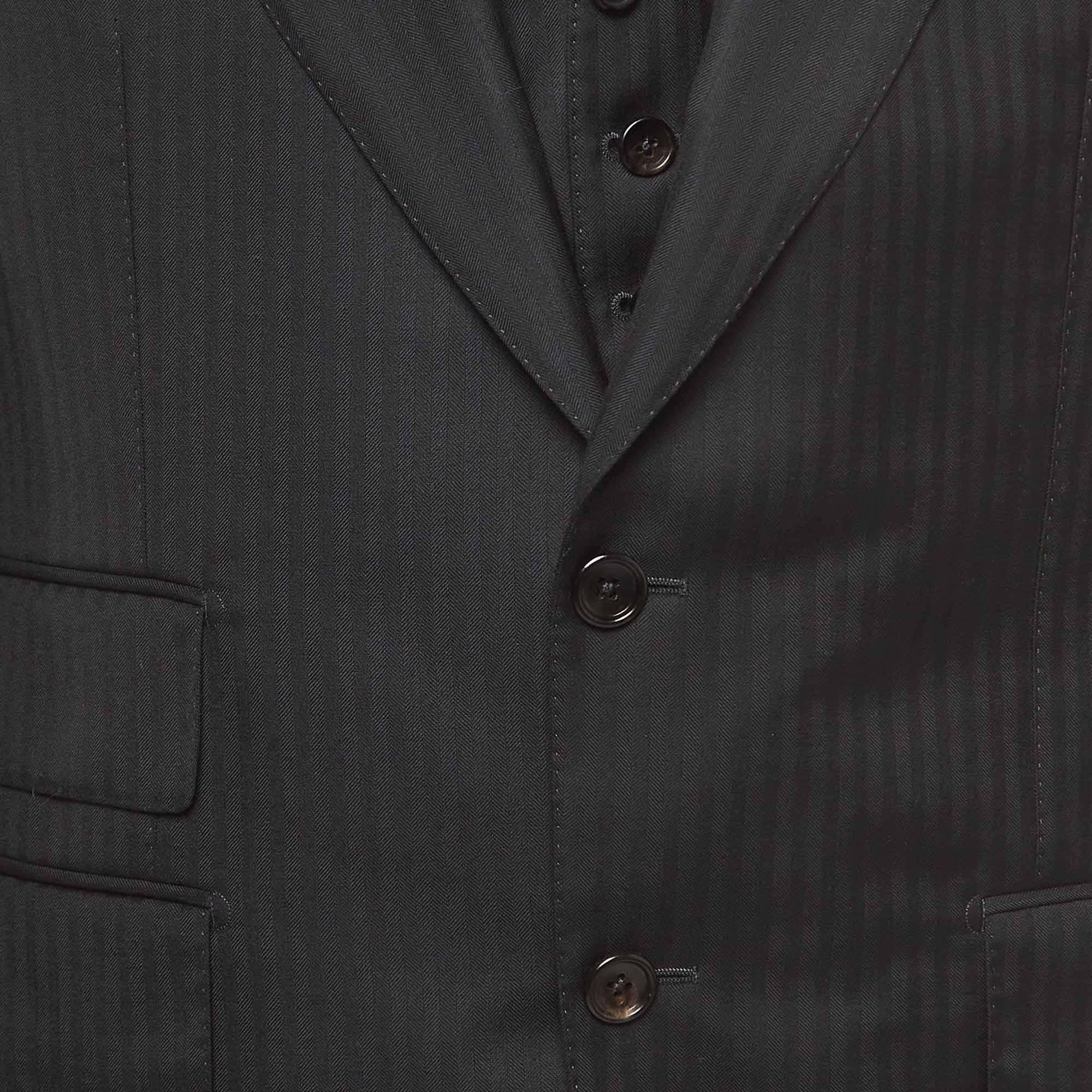 Tom Ford Black Pinstripe Wool Single Breasted 3 Pieces Suit XL Pour hommes en vente