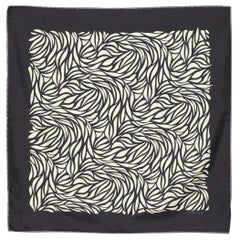 Pañuelo cuadrado de seda estampado negro Tom Ford