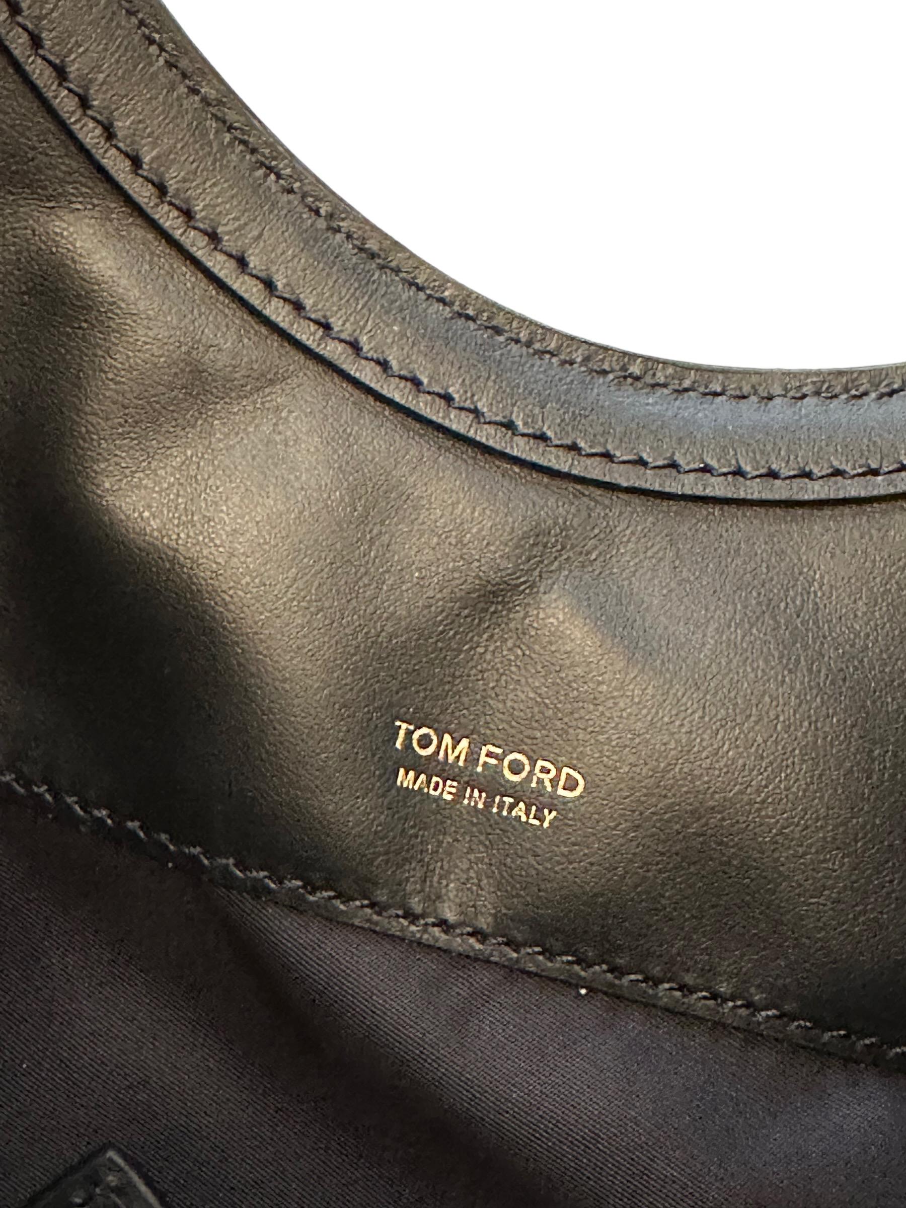Schwarze gesteppte Nylon-Puffy Alix-Tasche von Tom Ford im Angebot 3