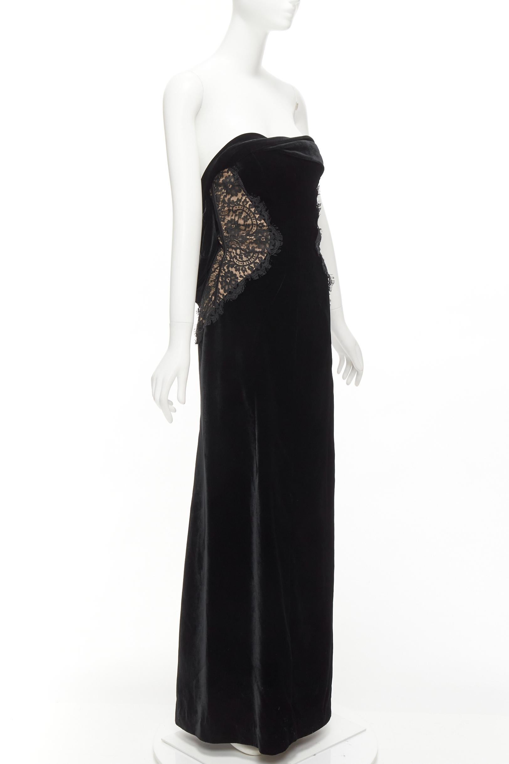 TOM FORD black satin velvet bow bustle illusion lace trim long column gown IT40 In Excellent Condition For Sale In Hong Kong, NT