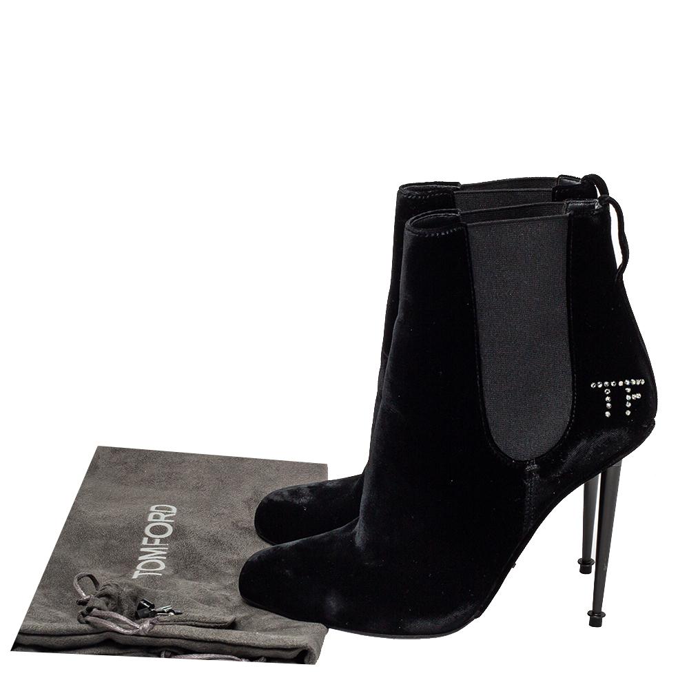 Tom Ford Black Suede Crystal Embellished Ankle Boots Size 38.5 5