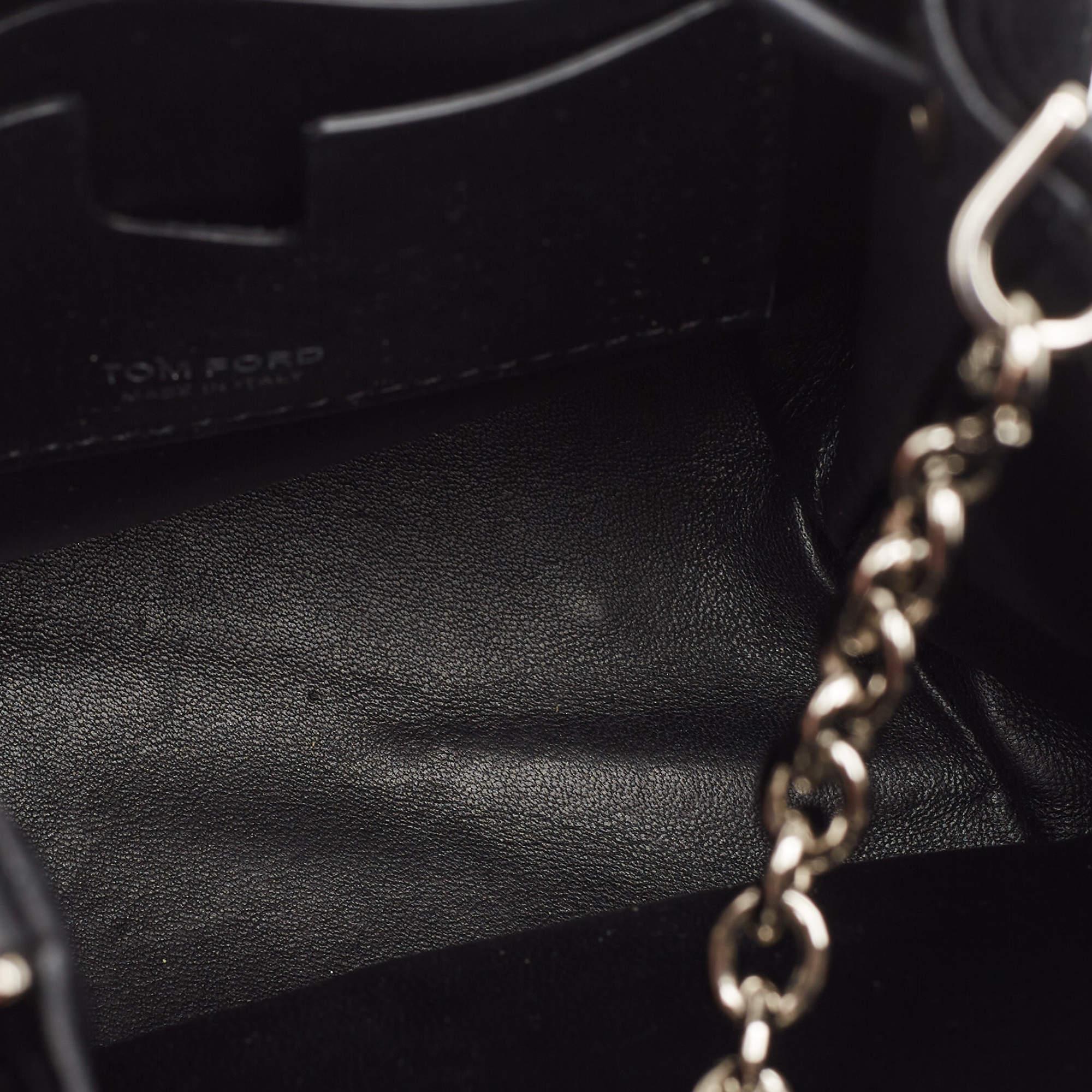 Tom Ford Schwarze Mini TF Crystals Bucket Bag aus Samt mit Kristallen im Angebot 2