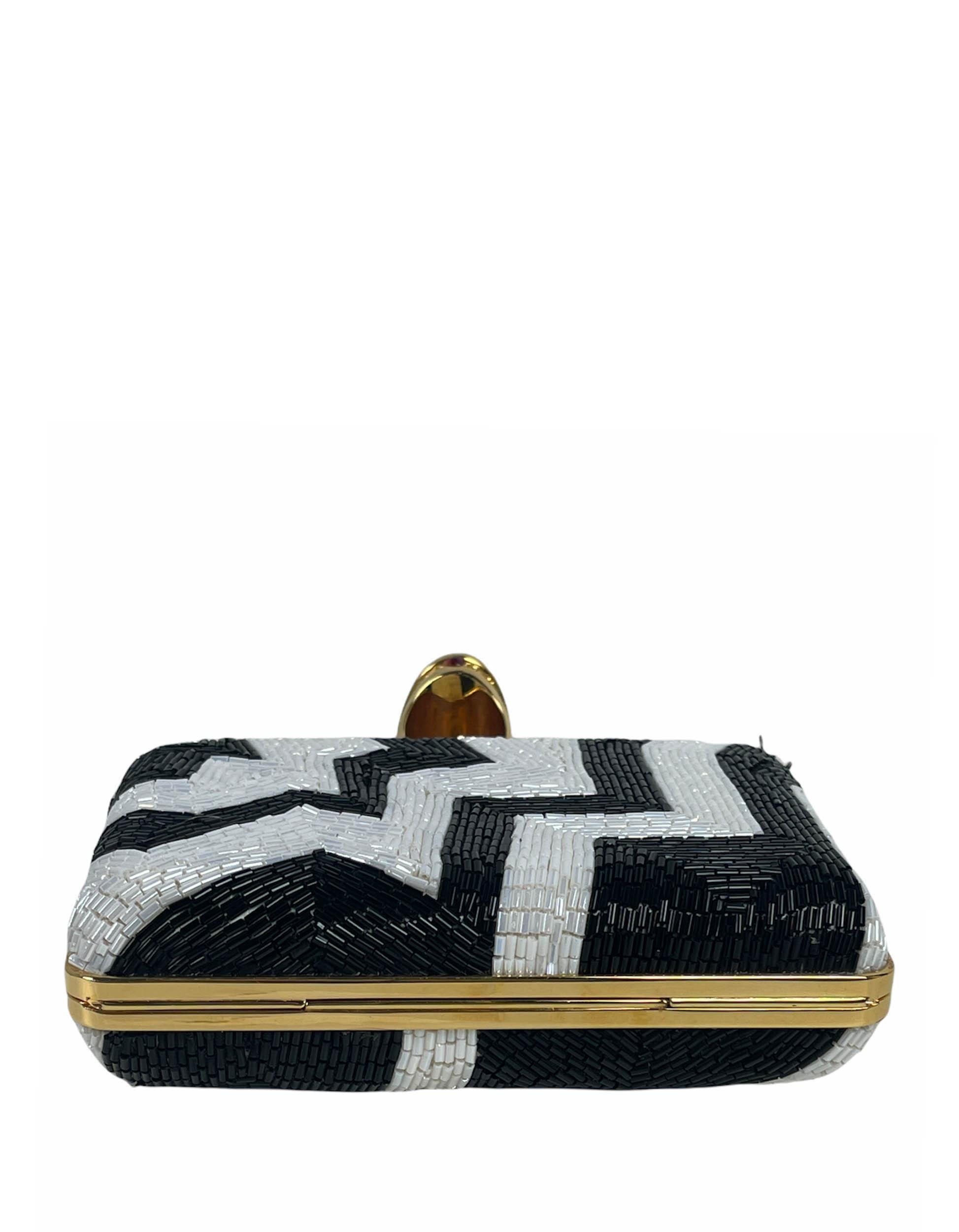 Tom Ford Black & White Beaded Ring Clutch Bag In Good Condition In New York, NY