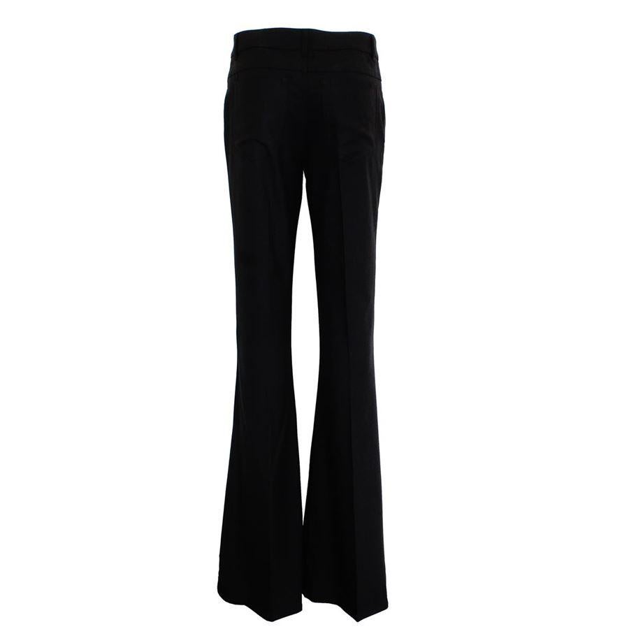 Amazing pants by Tom Ford
Virgin wool (100%)
Black color
5 pockets
Total length cm 128 (40.3 inches)
Waist cm 38 (14.9 inches)
Original price: € 1300
Worldwide express shipping included in the price !