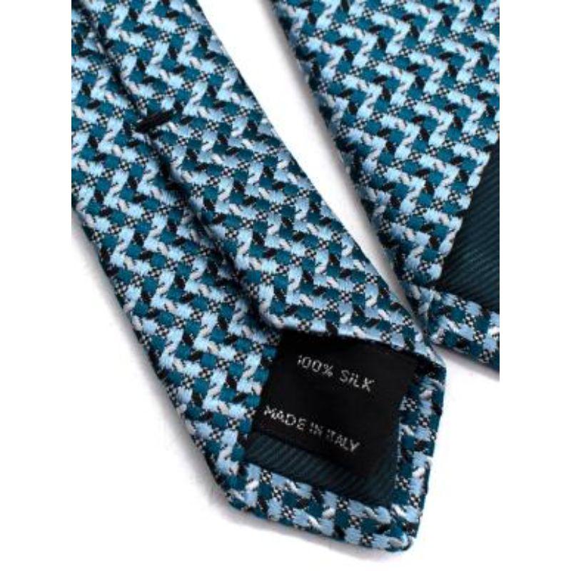 Women's or Men's Tom Ford Blue & Green Patterned Tie For Sale