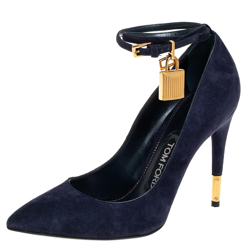 A favorite among many celebrities, these pumps from Tom Ford are perfect to create an awe-inspiring style statement at those black tie events and cocktail parties. Rendered in blue suede, the pair feature adjustable ankle straps that carry an