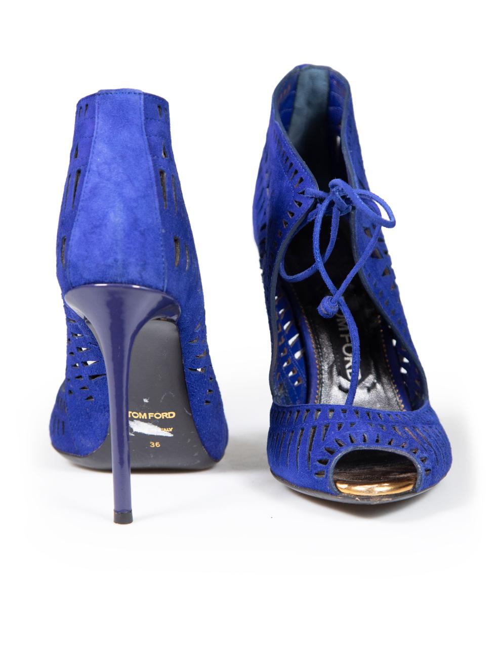 Tom Ford Blue Suede Cut Out Detail Heels Size IT 36 In Good Condition For Sale In London, GB
