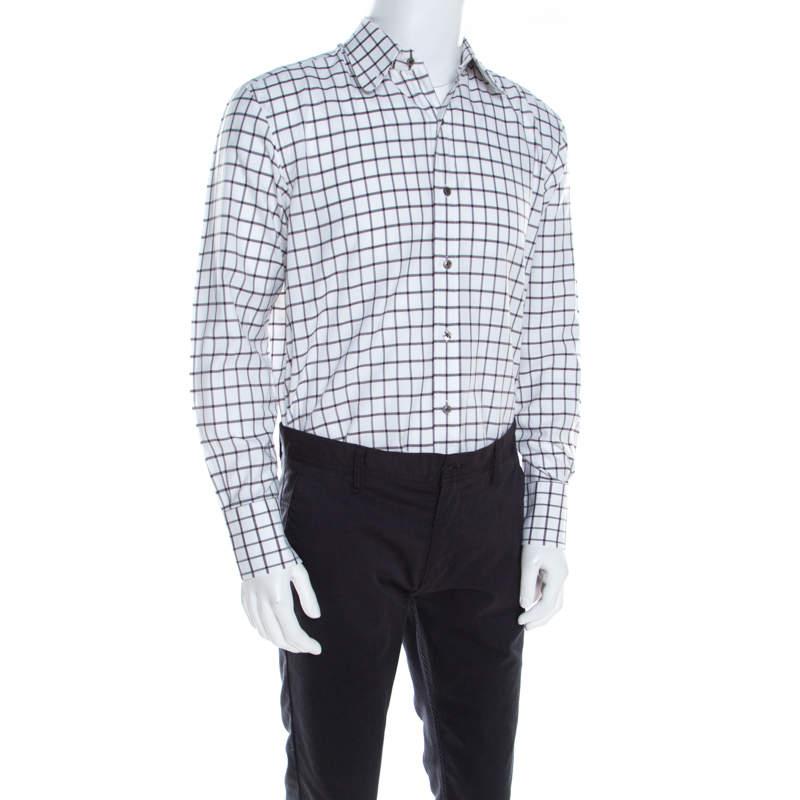Tailored with precision using cotton, this Checked shirt from Tom Ford will be a staple addition to your closet. It has long sleeves, a classic collar, and full front buttons. It will add to your semi-formal and casual style.

