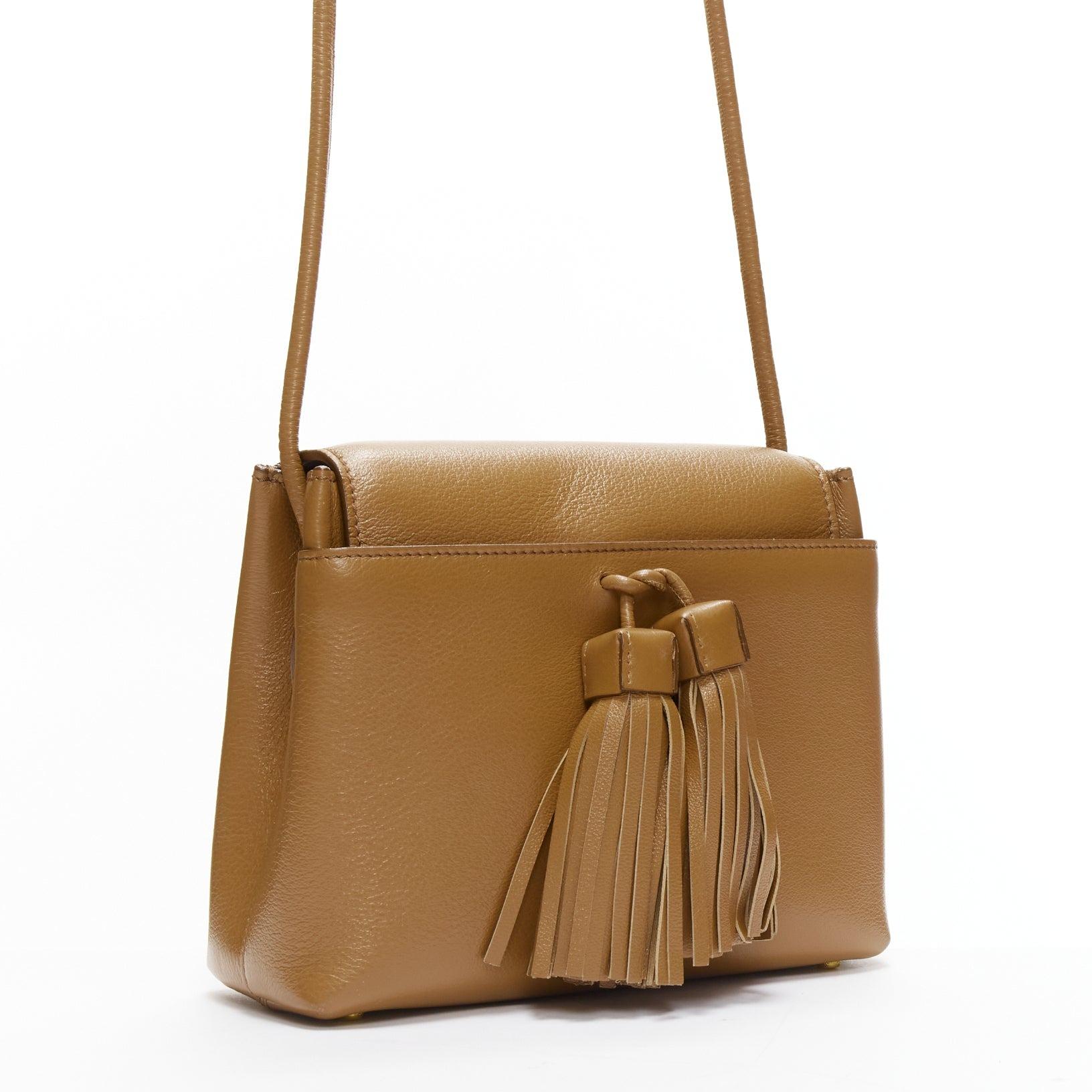 TOM FORD brown grain leather duo tassel envelope crossbody bag In Good Condition In Hong Kong, NT