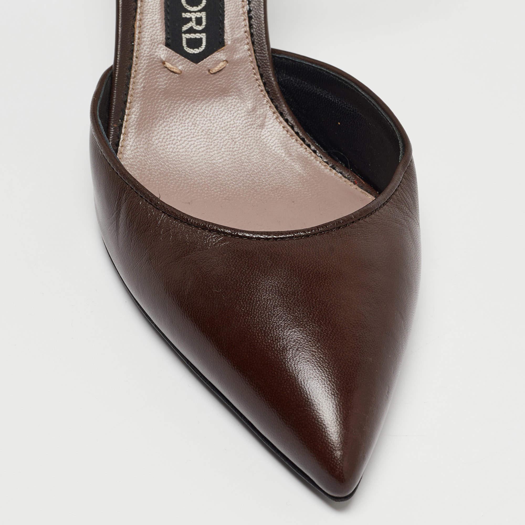 Tom Ford Brown Leather Ankle Strap D'orsay Pumps Size 39 en vente 1