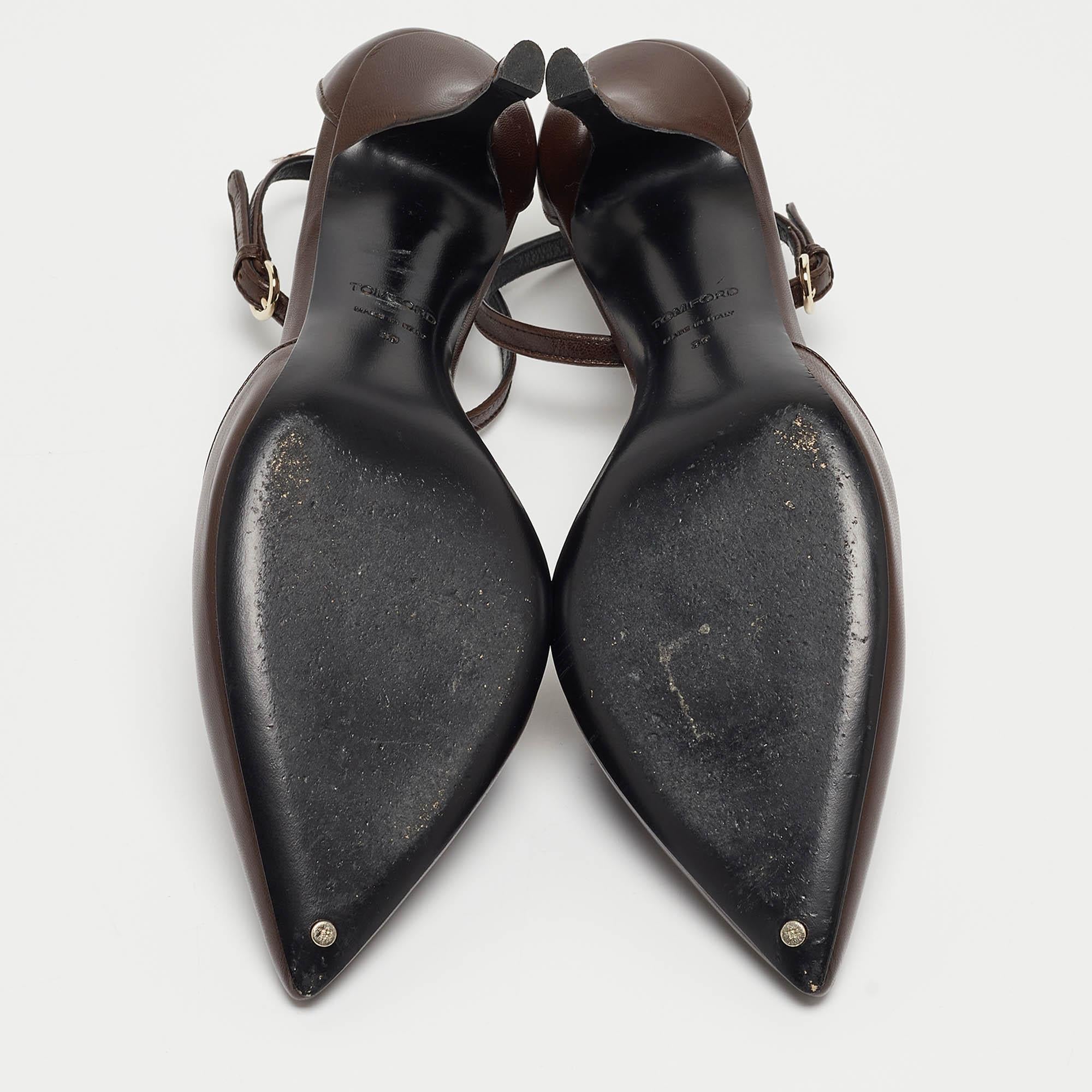 Tom Ford Brown Leather Ankle Strap D'orsay Pumps Size 39 en vente 3