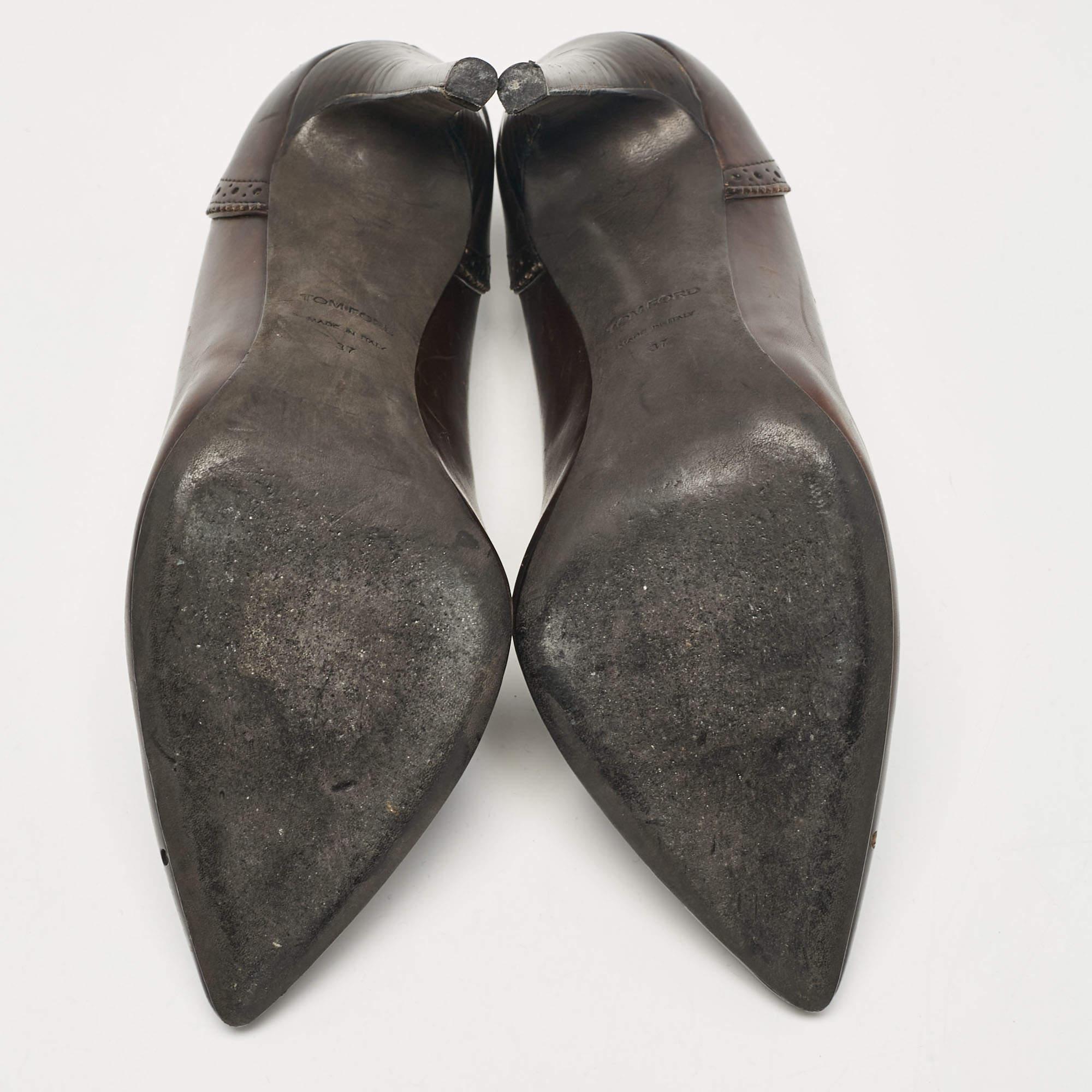 Tom Ford Leather Brown Bow Pointed Toe Pumps Size 37 (escarpins à bout pointu avec nœud en cuir) en vente 1