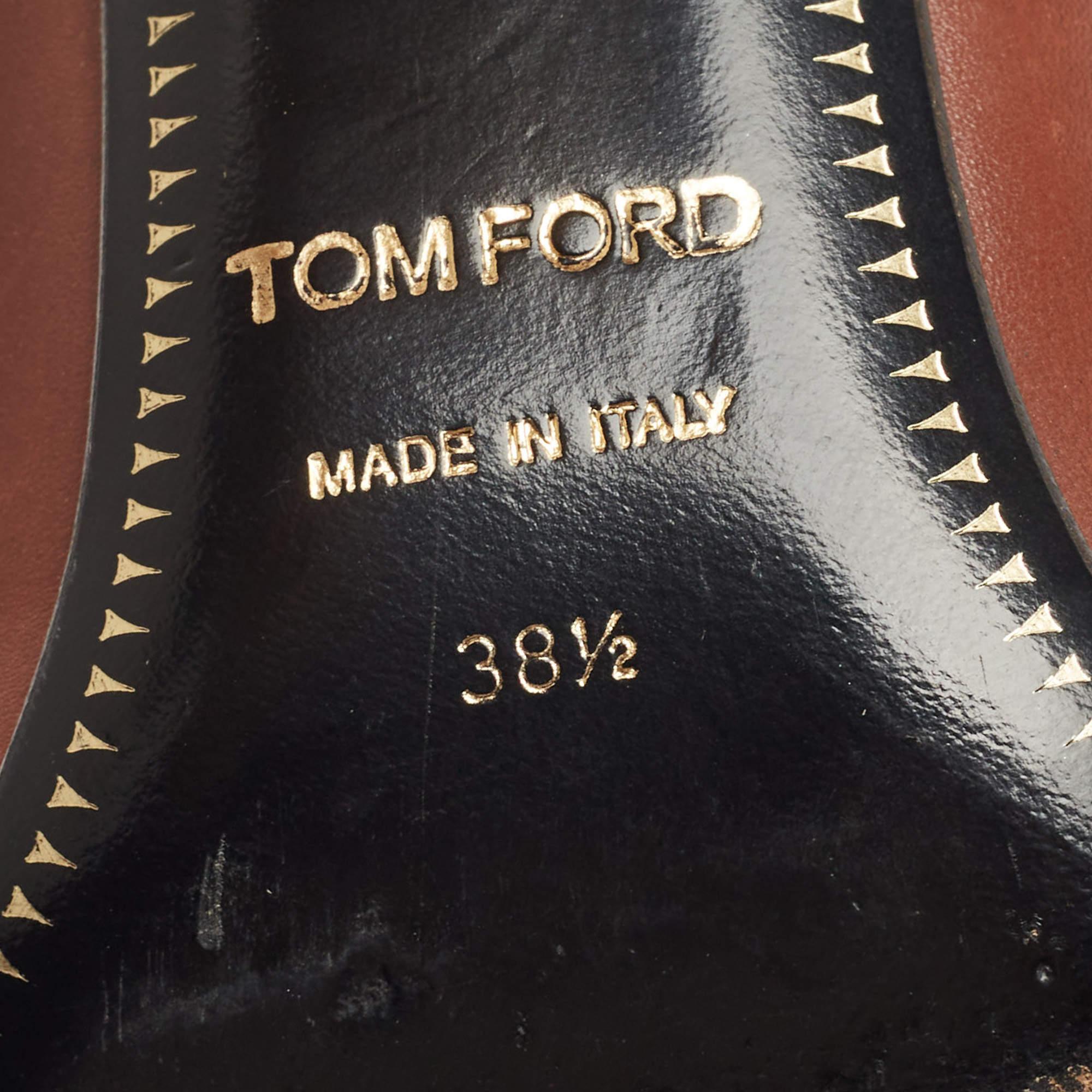 Tom Ford Brown Leather Padlock Pumps Size 38.5 For Sale 3