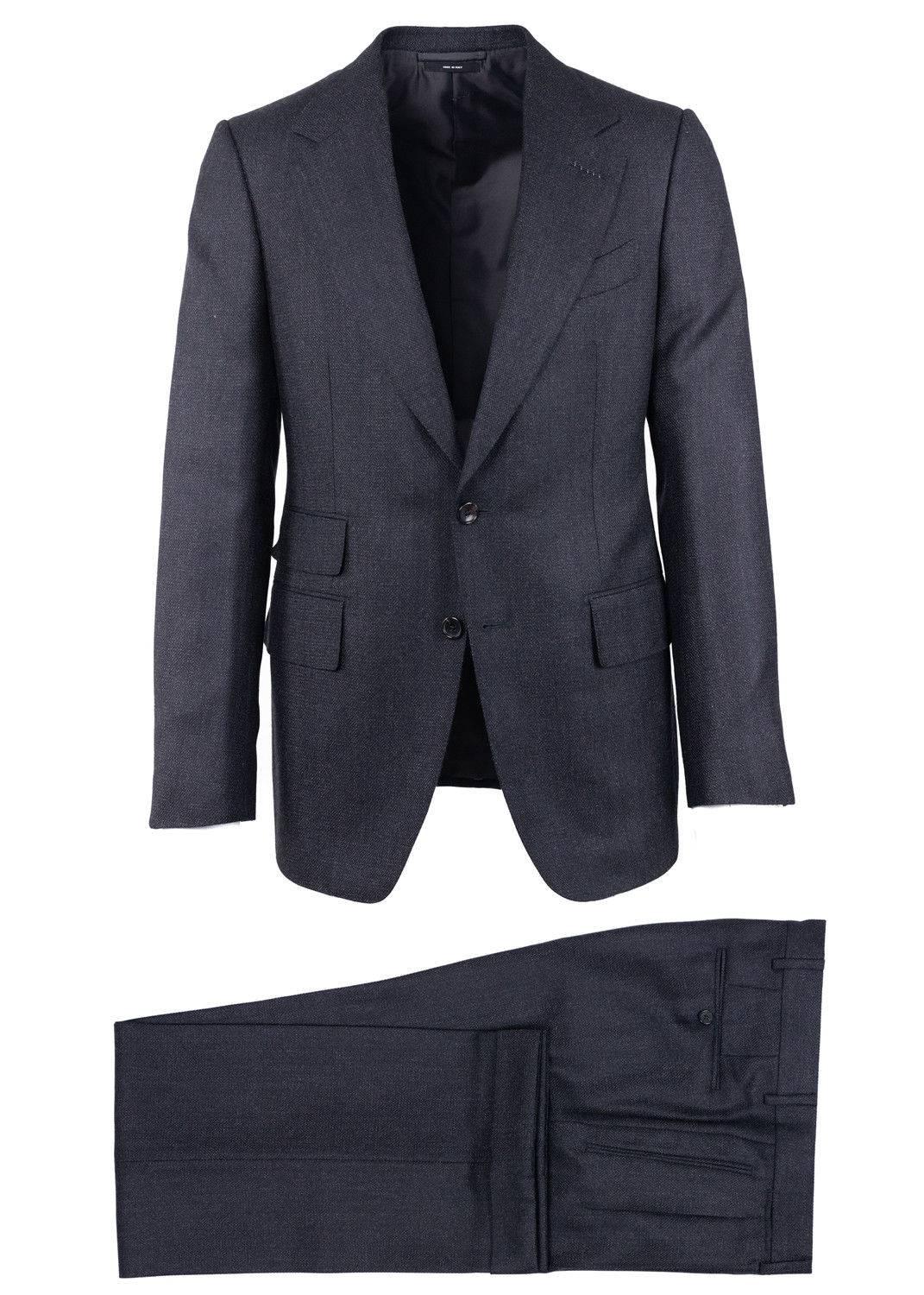 Tom Ford Charcoal Black Wool Blend Mouline Button Front Two Piece Suit In Excellent Condition For Sale In Brooklyn, NY