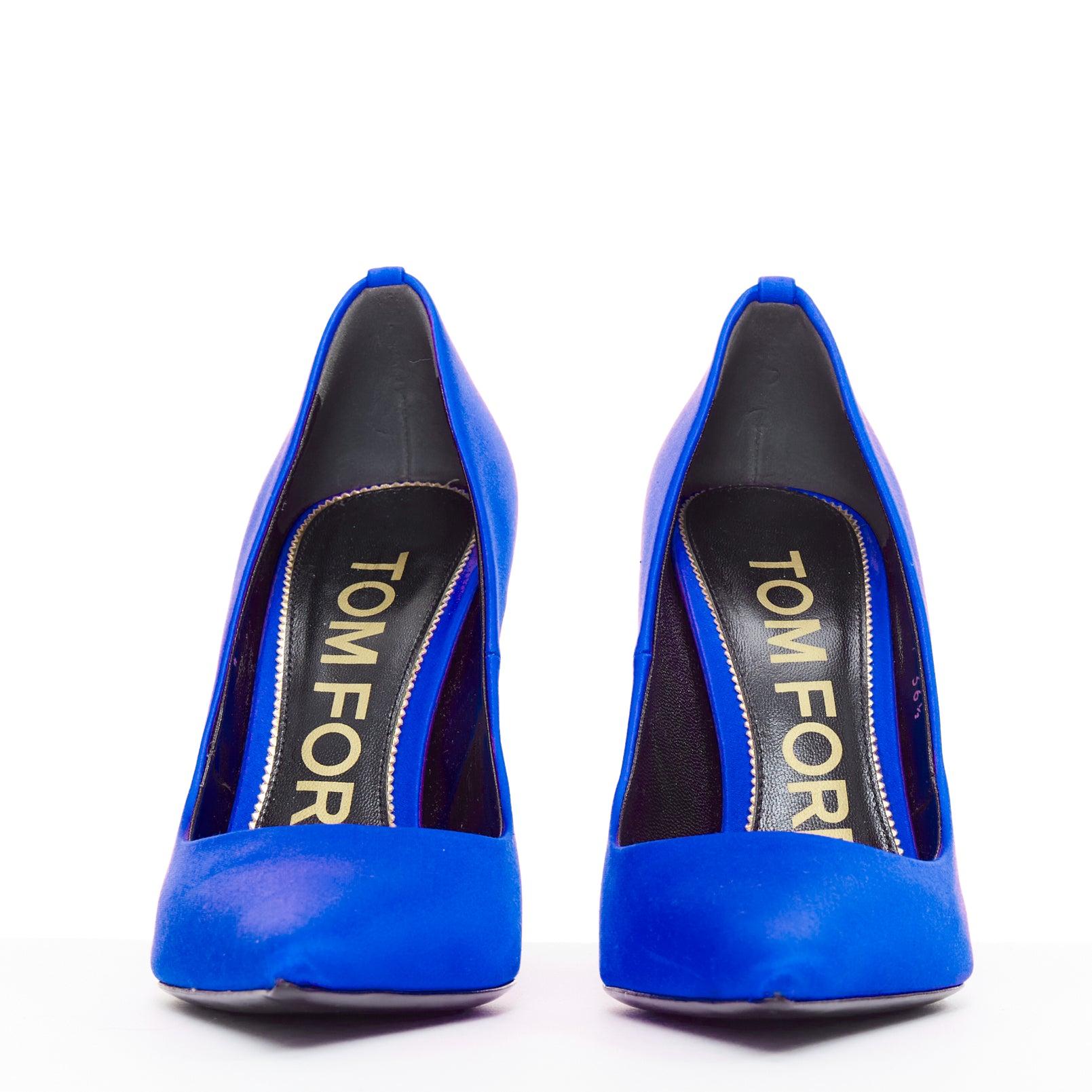 TOM FORD kobaltblaue Satin-Pumps mit spitz zulaufendem Stiletto-Absatz EU36.5 (Blau) im Angebot