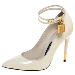 Tom Ford Cream Patent Leather Padlock Ankle Wrap Pointed Toe Pumps Size 38.5