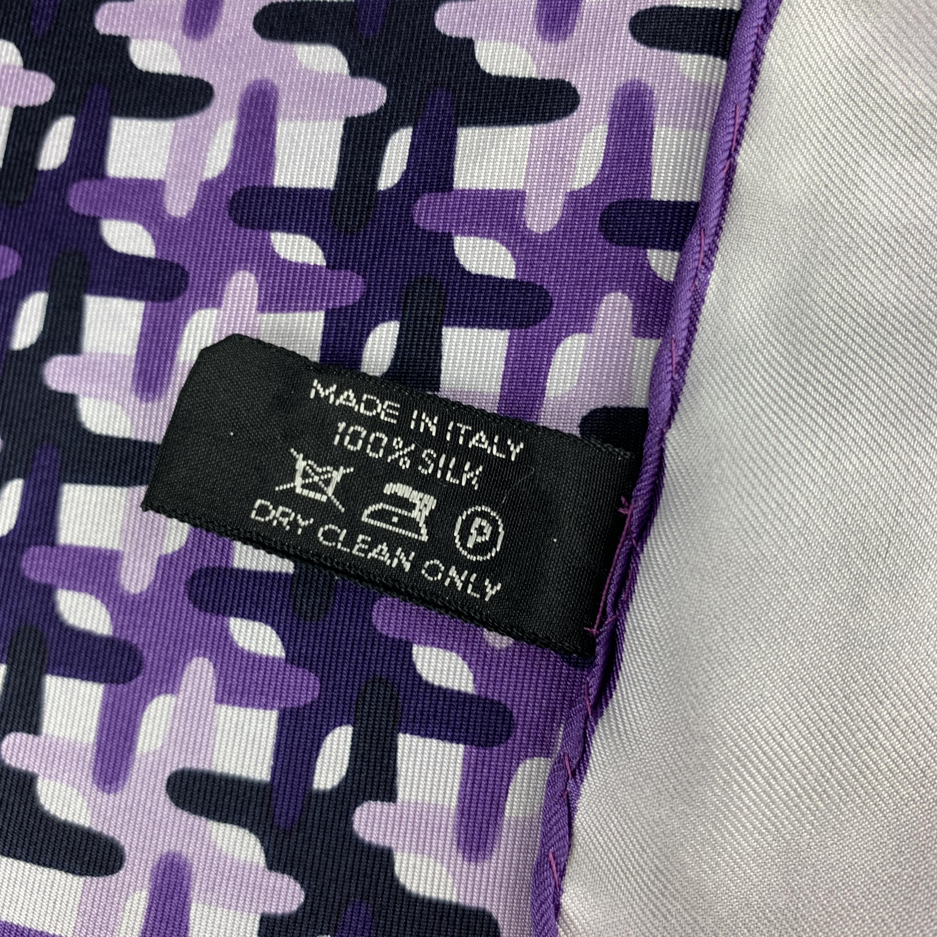 TOM FORD Cream & Purple Print Silk Pocket Square 1