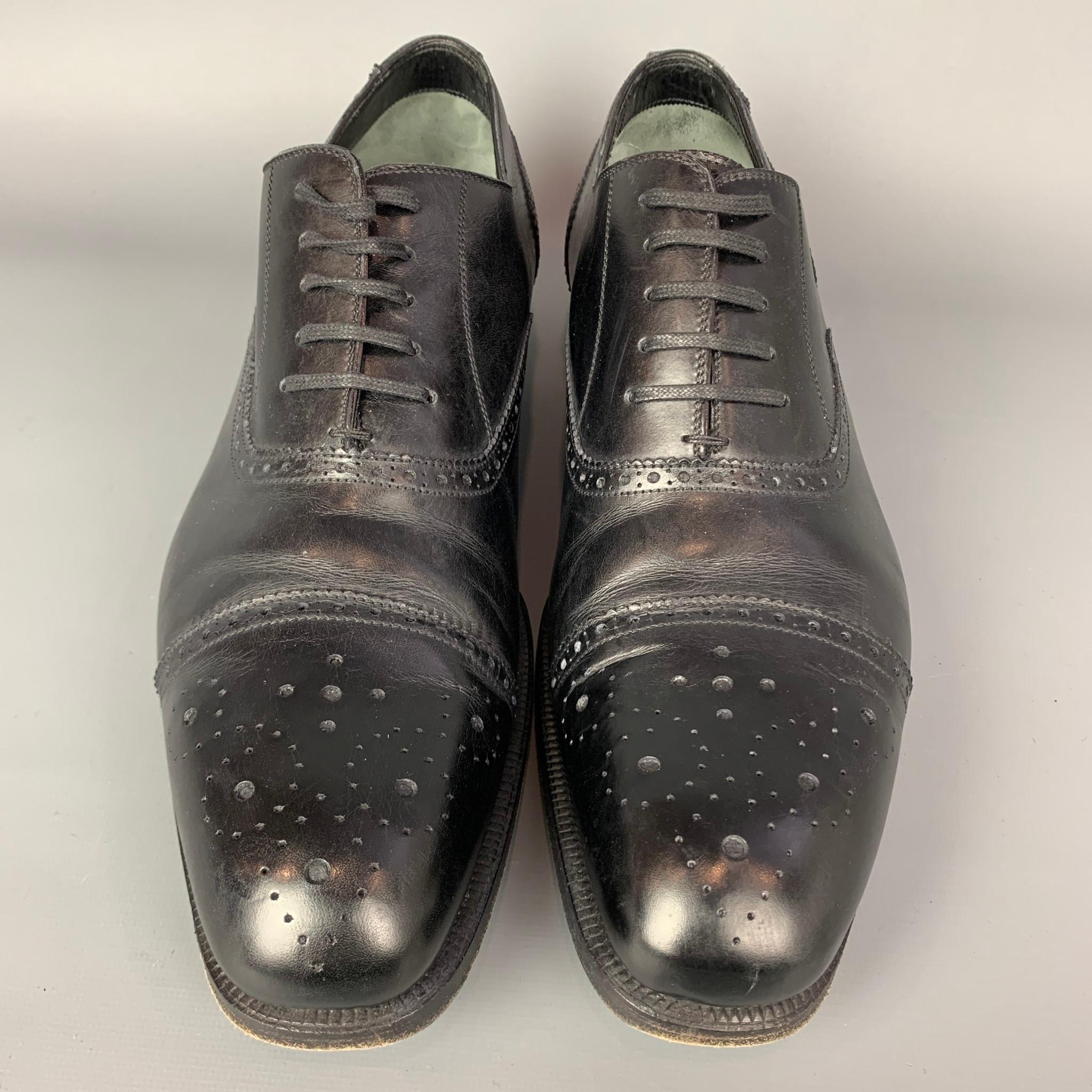 Women's or Men's TOM FORD Edward Size 10.5 Black Perforated Leather Cap Toe Lace Up Shoes