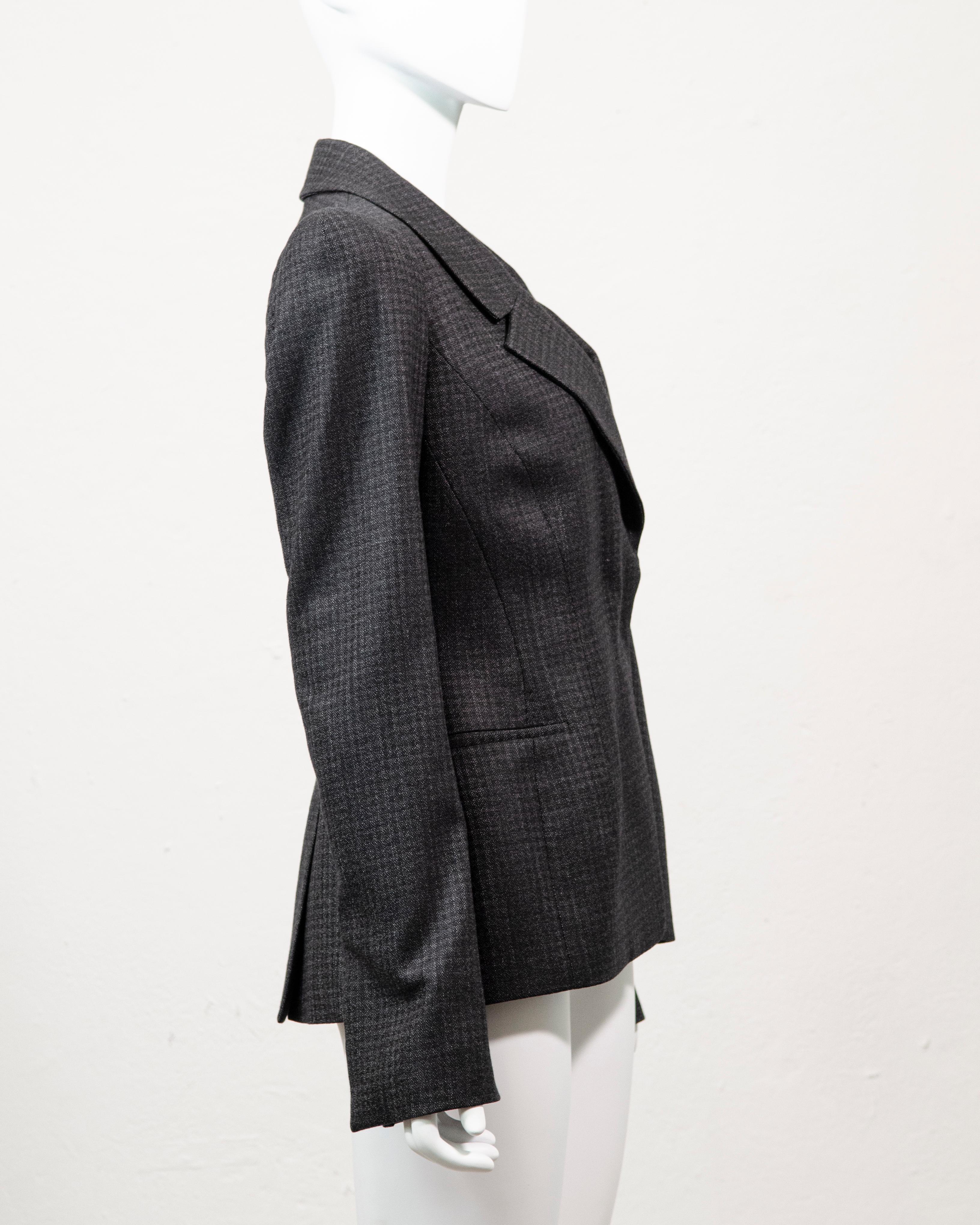 Women's or Men's Tom Ford Elegant Classic Tailored Blazer With Large Statement Shoulders