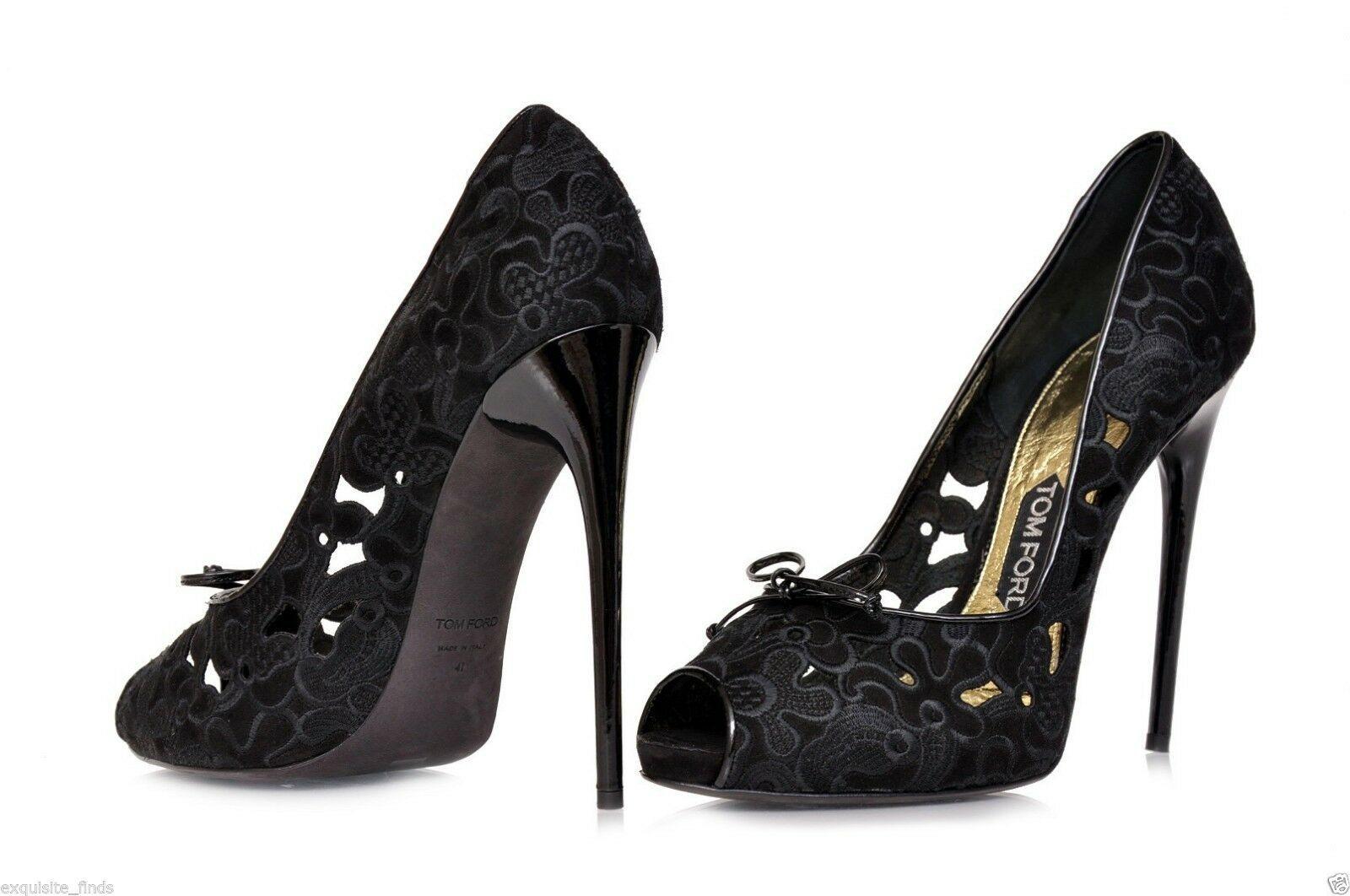 Tom Ford Embroidered and Cut-Out Suede Leather Shoes 41 - 11 NWT In New Condition For Sale In Montgomery, TX