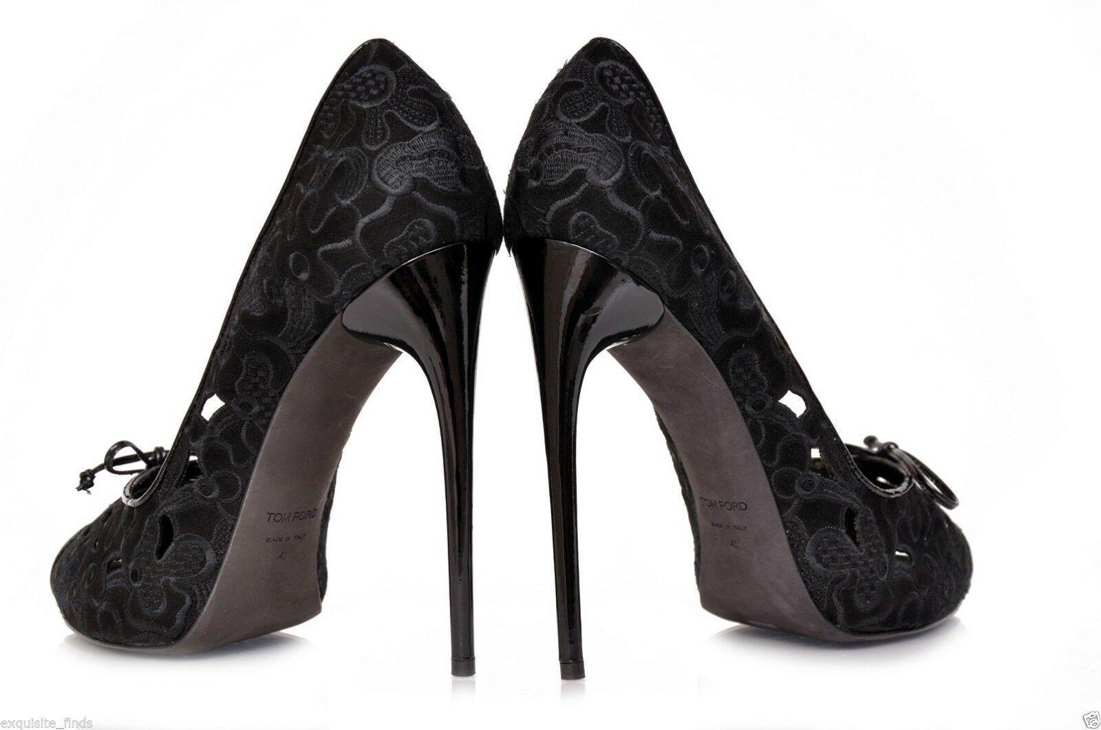 Tom Ford Embroidered and Cut-Out Suede Leather Shoes 41 - 11 NWT In New Condition For Sale In Montgomery, TX