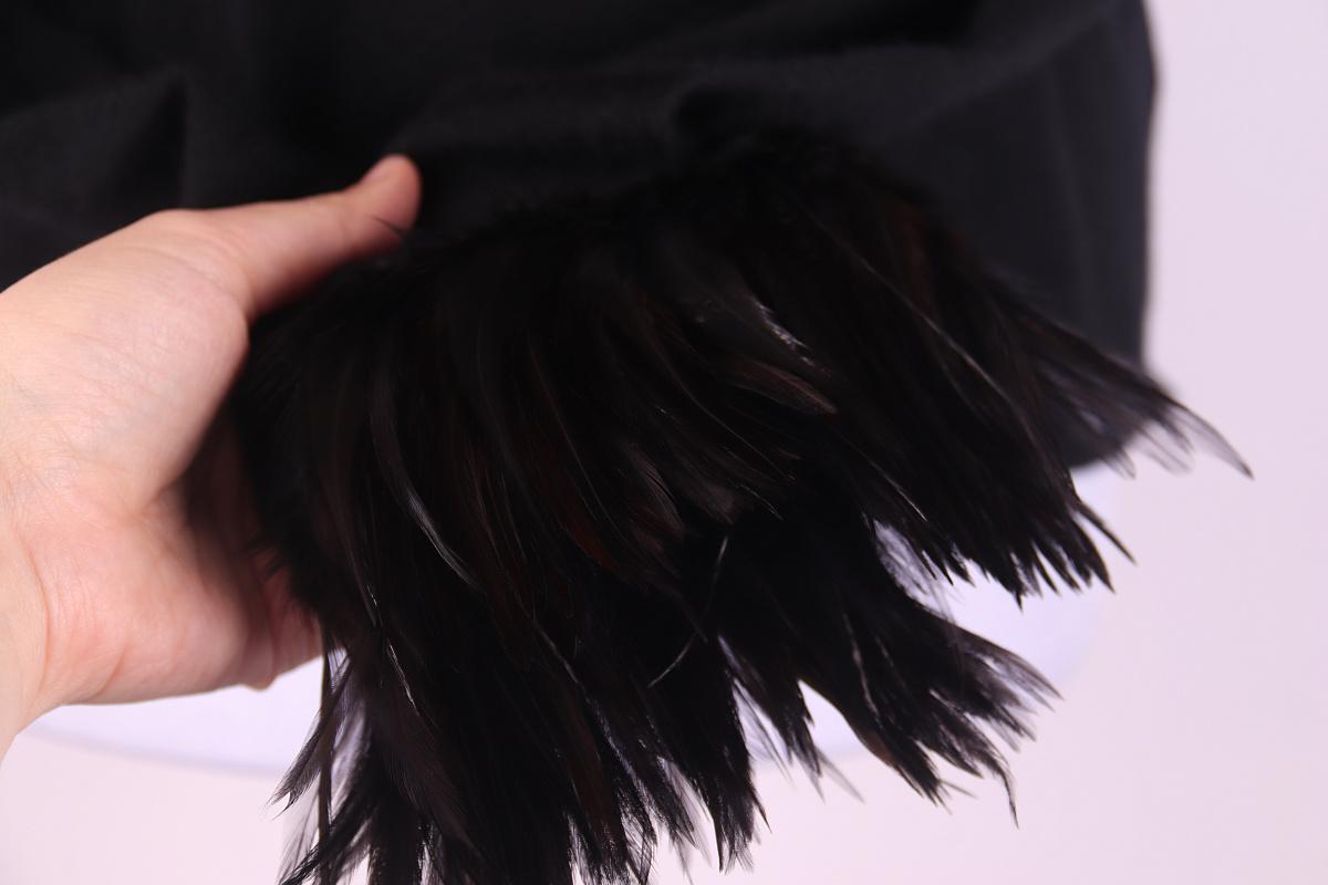 Tom Ford Era Gucci Cashmere & Feather Sweater For Sale 4