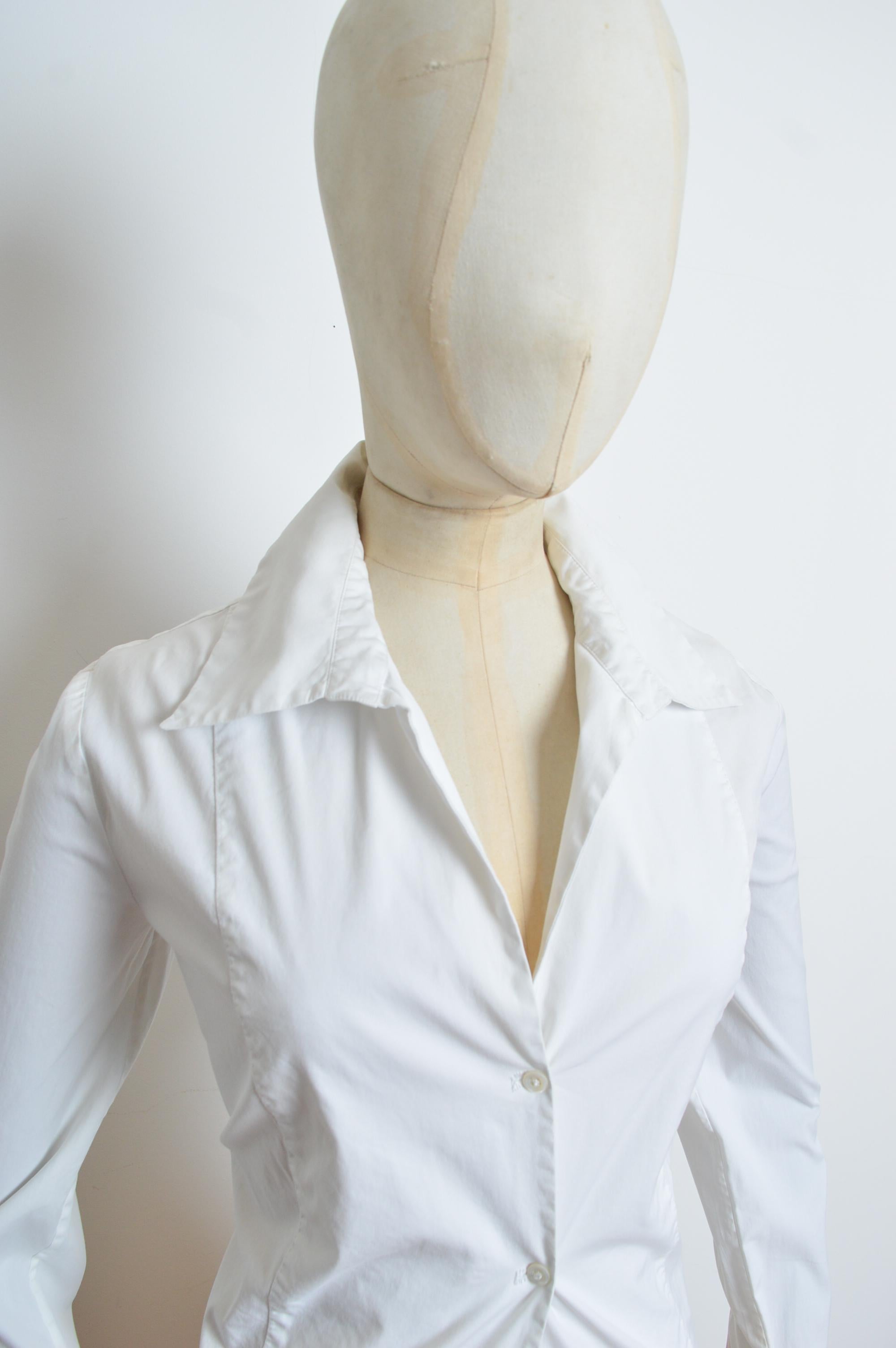 Tom Ford era Gucci Plain white long sleeve Cotton Button down shirt In Good Condition In Sheffield, GB