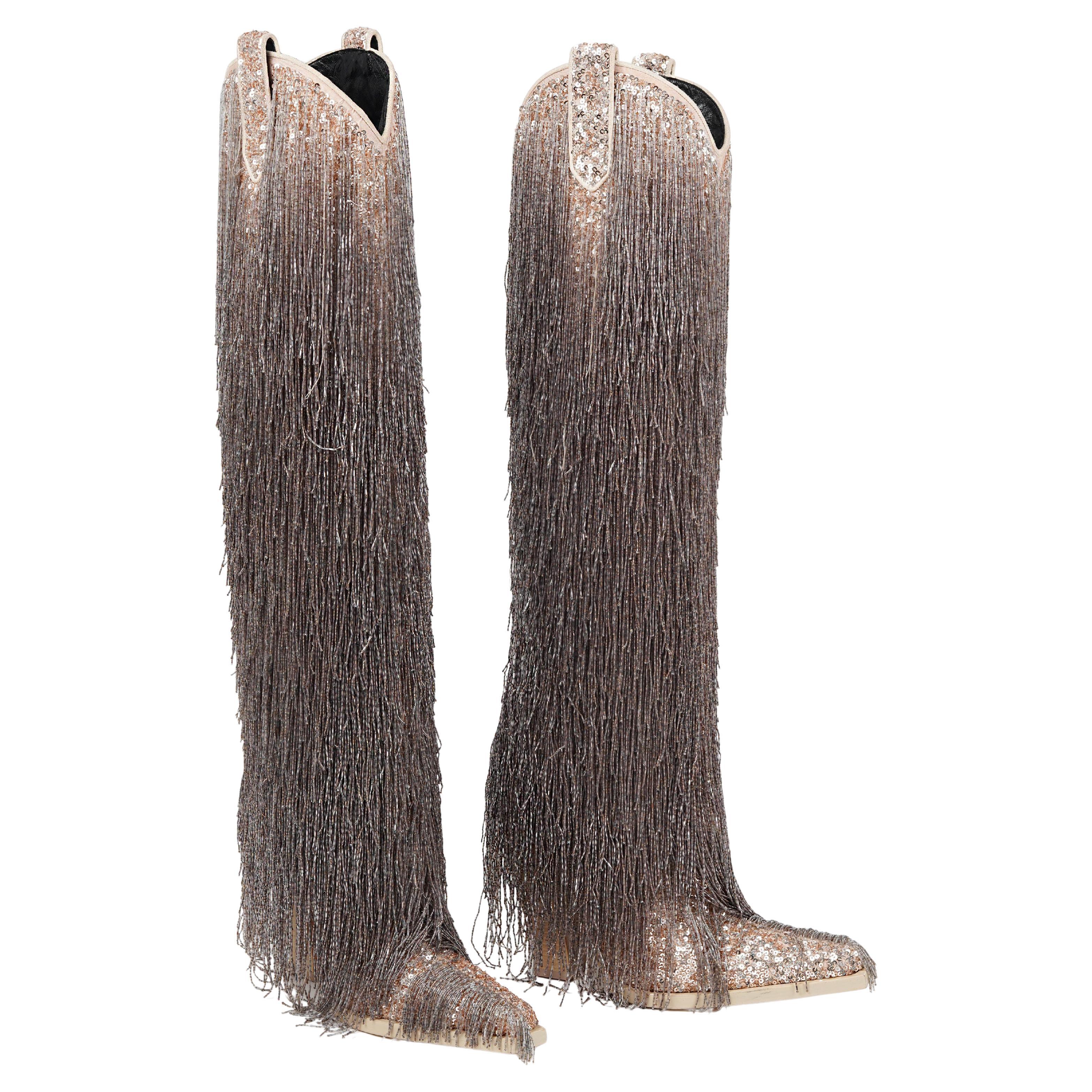 Gris Tom Ford F/W 2020 Beaded Fringe Sequin Western Boots - Taille 39 en vente