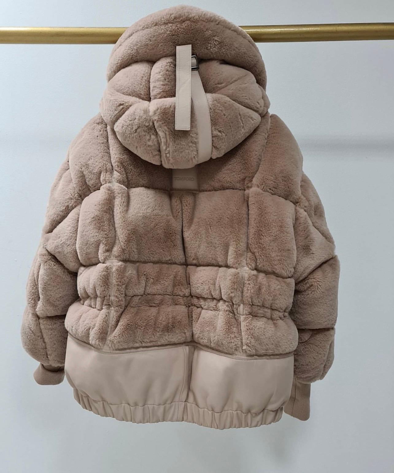 Tom Ford faux beaver padded bomber-jacket  In Good Condition In Krakow, PL