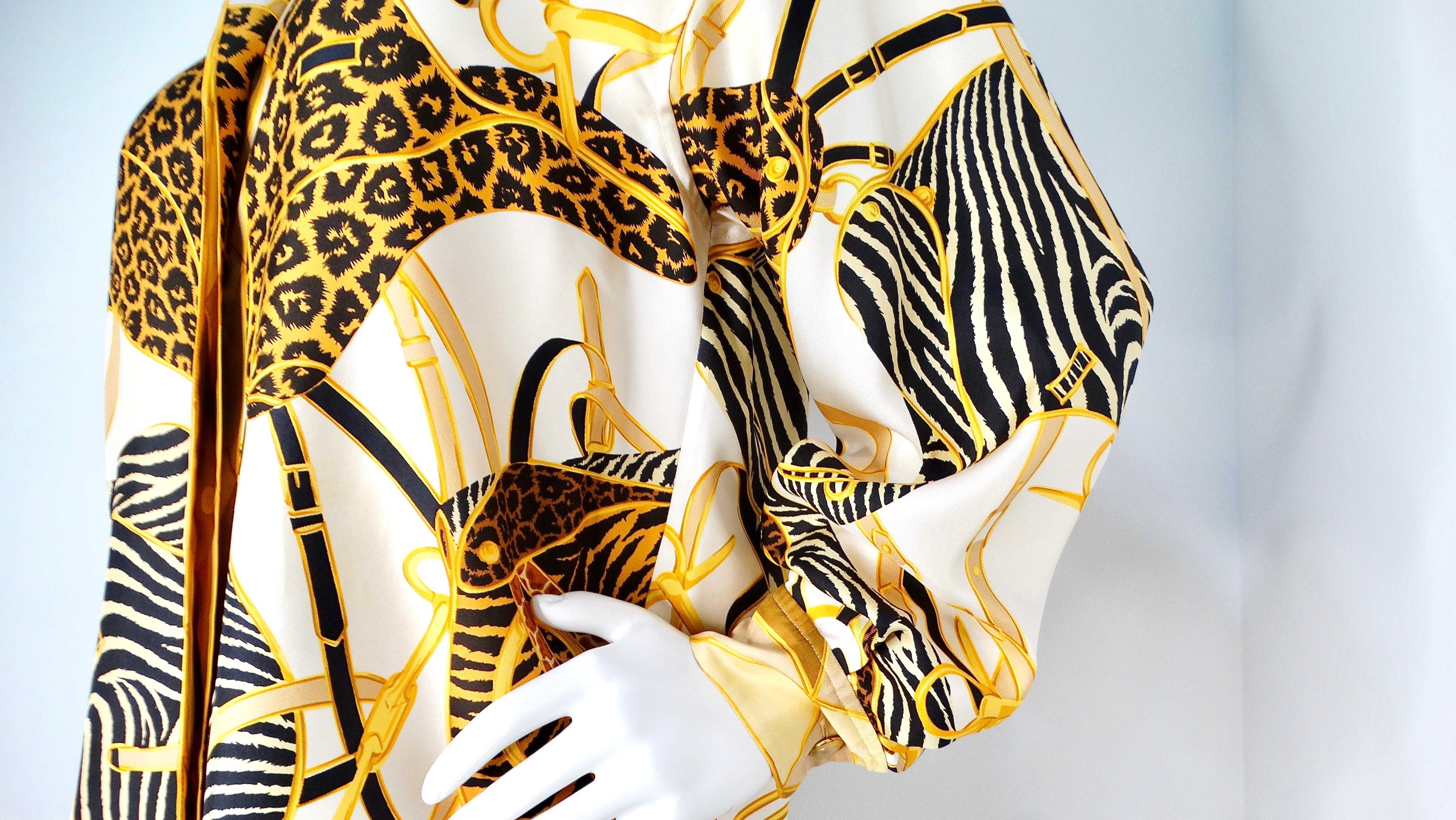Tom Ford for Gucci 1993 Runway Animal Print Silk Collared Button Down Blouse In Good Condition For Sale In Scottsdale, AZ