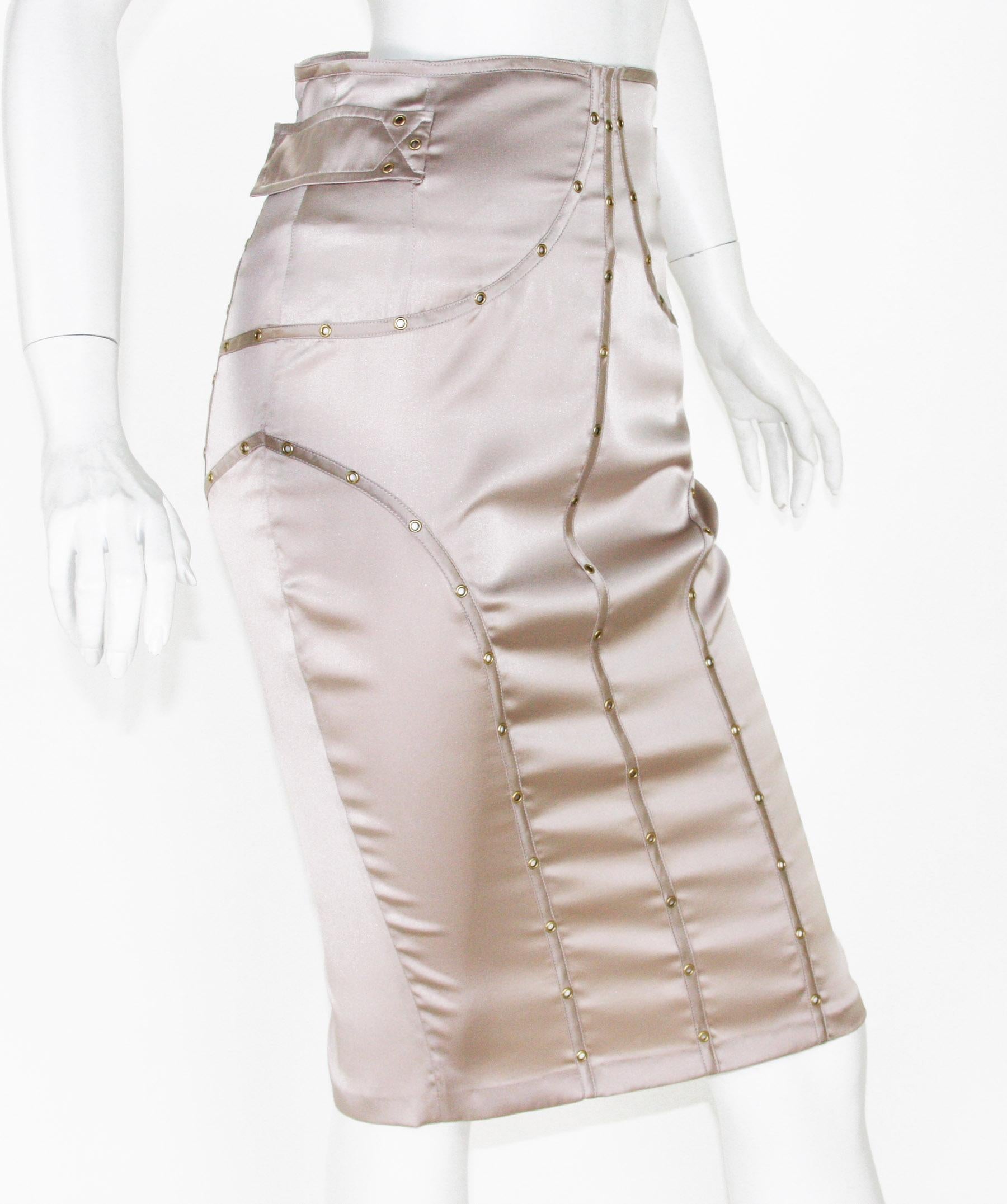 Tom Ford for Gucci and Yves Saint Laurent Nude Silk Mink Skirt Suit It. 40  US 4 For Sale 3