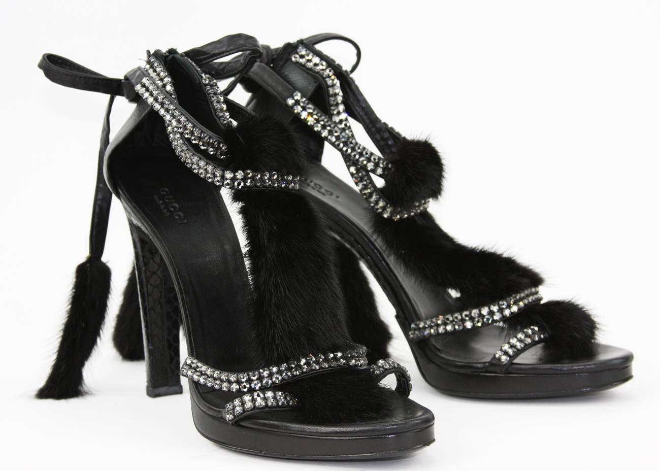 Tom Ford for Gucci Schwarz Nerz Kristalle Schlange Leder Plattform Schuhe Sandalen 9 B Damen im Angebot