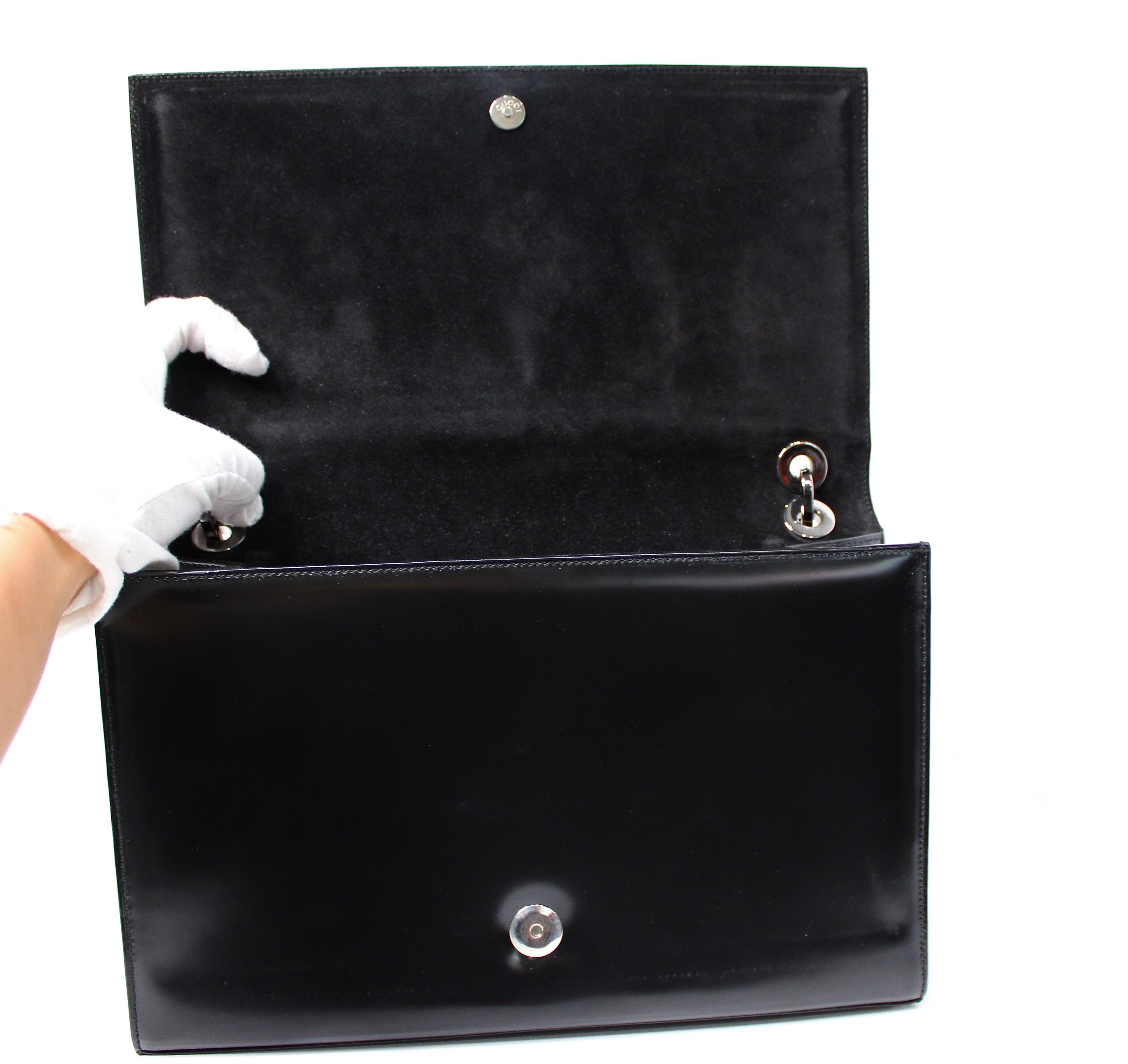 Tom Ford for Gucci Borsa a tracolla quadrata G in vernice nera circa anni '90 in vendita 6