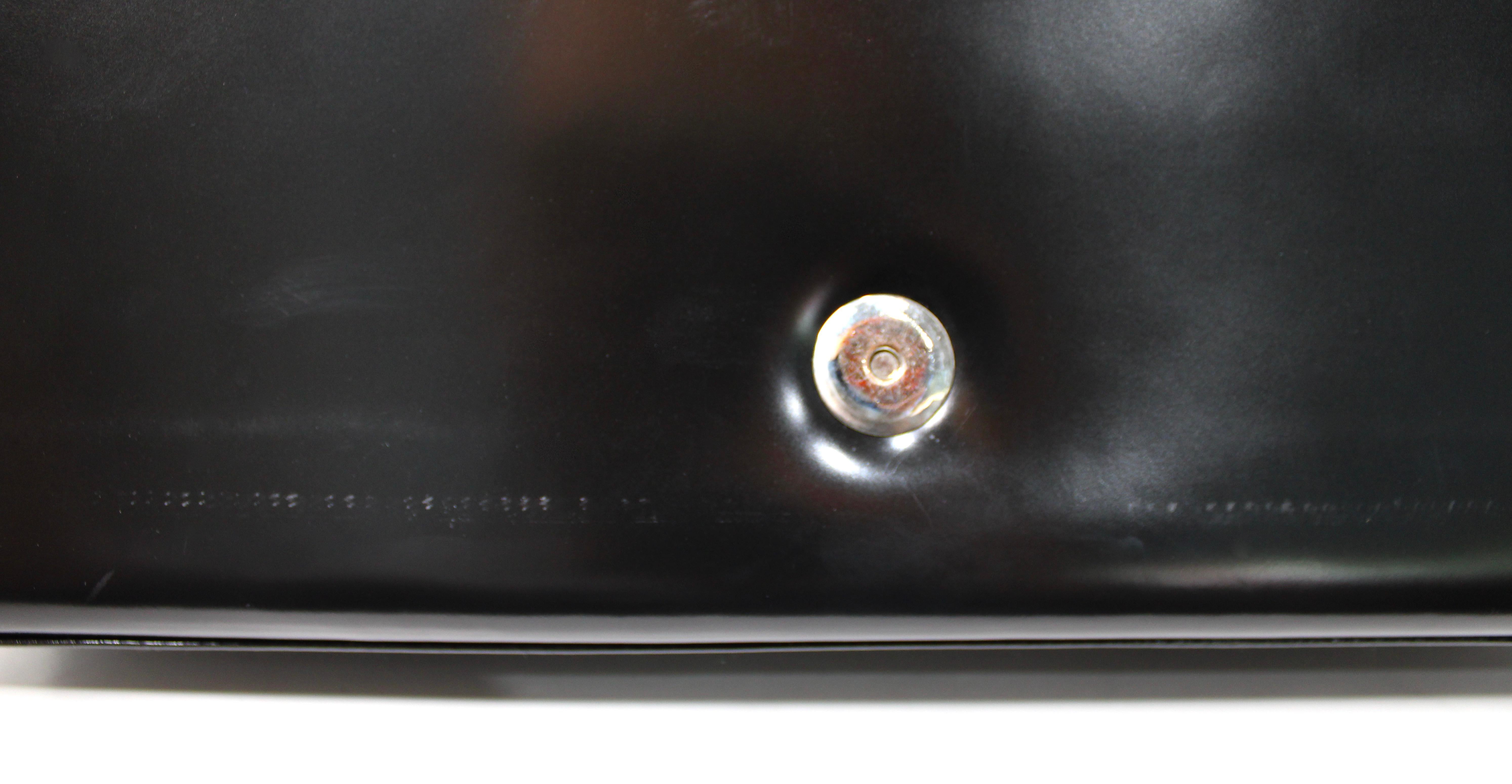 Tom Ford for Gucci Borsa a tracolla quadrata G in vernice nera circa anni '90 in vendita 8