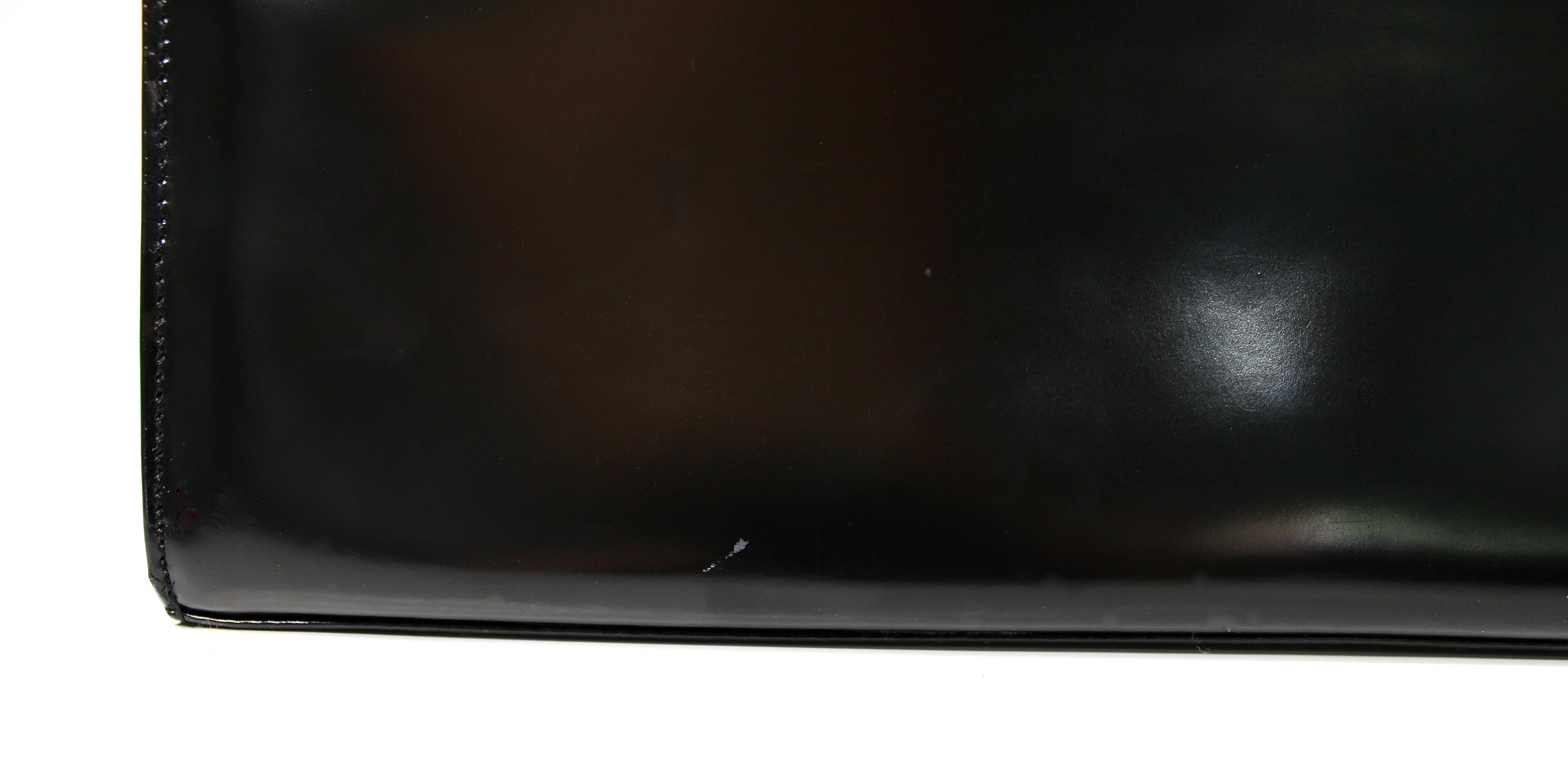 Tom Ford for Gucci Borsa a tracolla quadrata G in vernice nera circa anni '90 in vendita 2