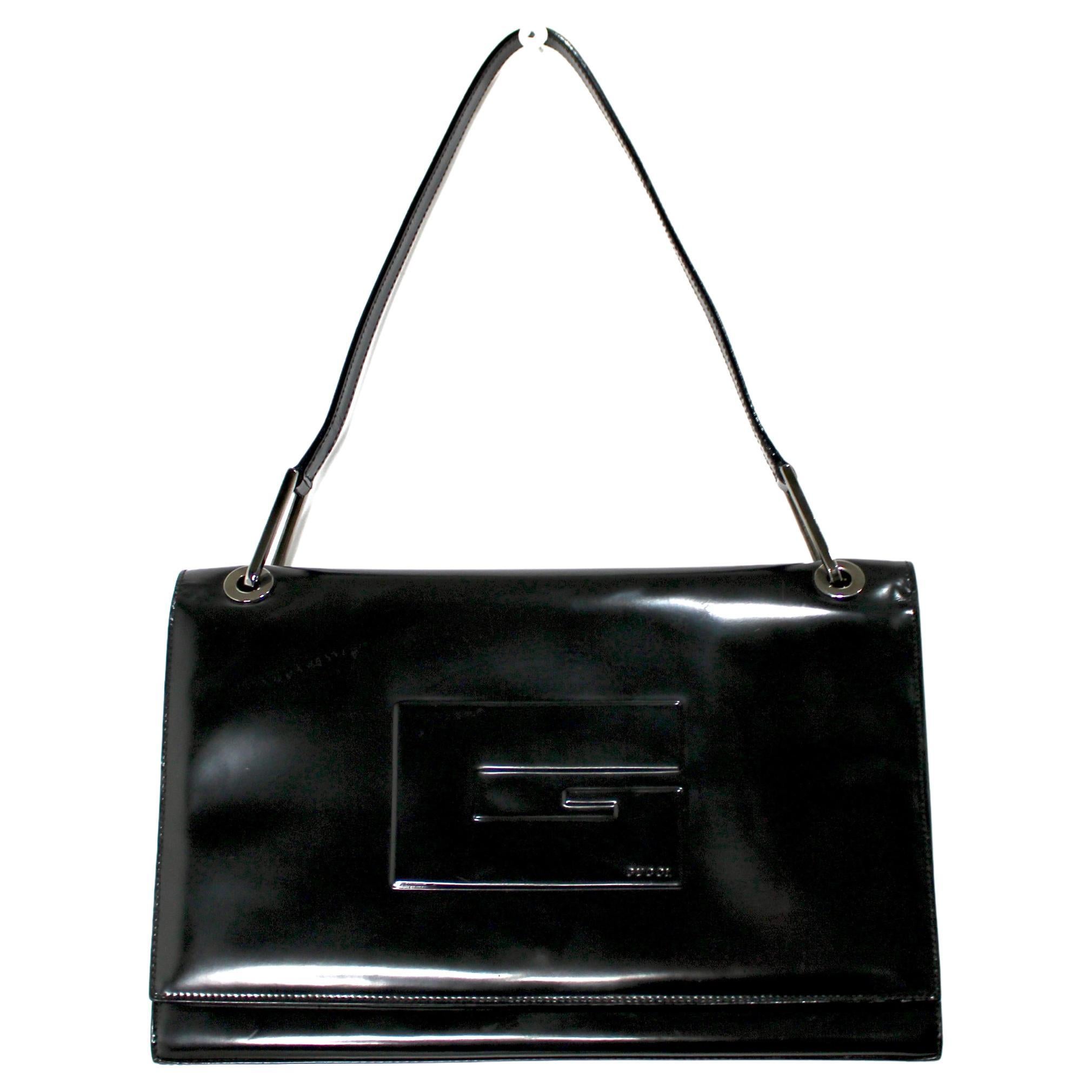 Tom Ford for Gucci Borsa a tracolla quadrata G in vernice nera circa anni '90 in vendita