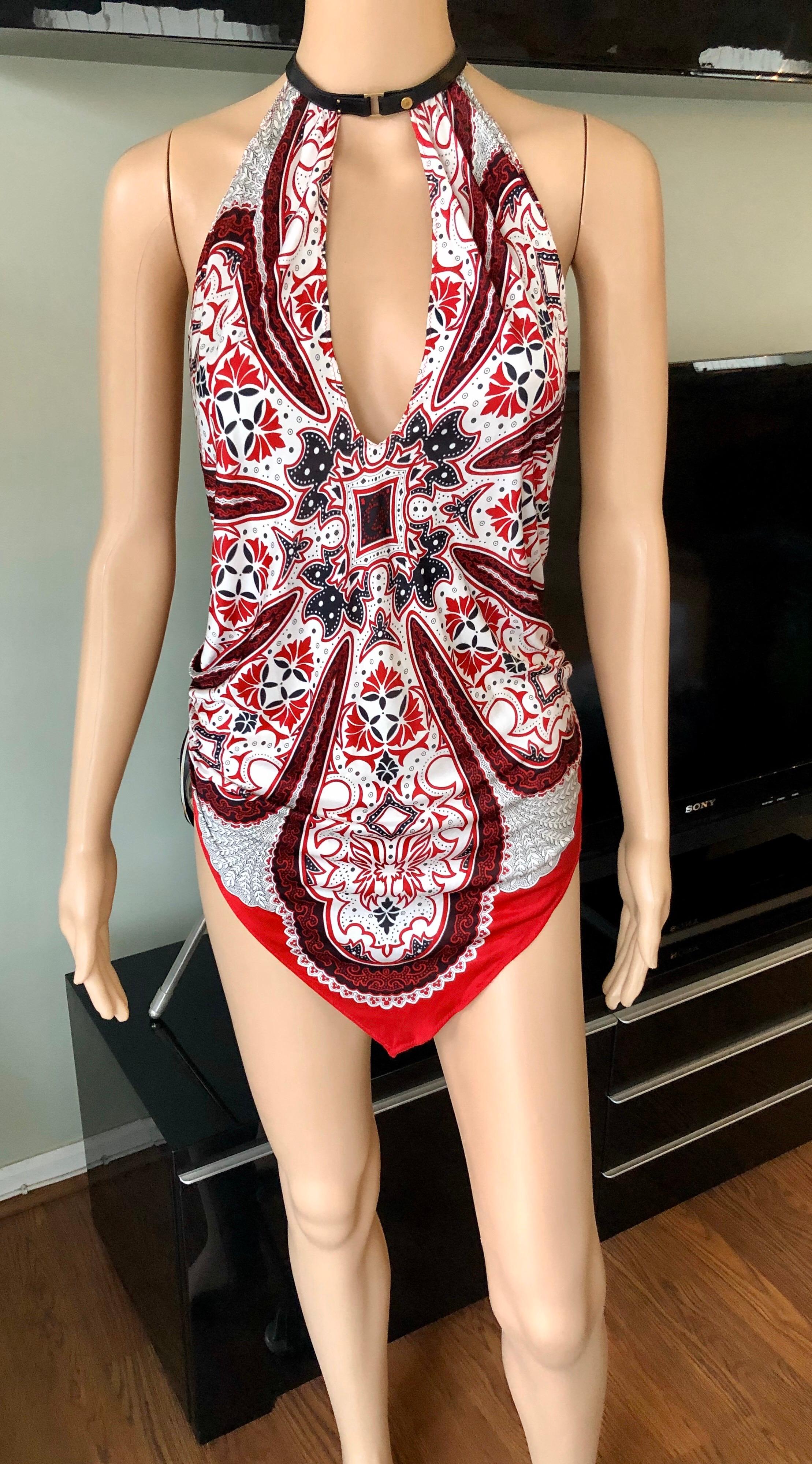 Tom Ford for Gucci Cruise 2004 Halter Leather Trim Backless Top In Excellent Condition For Sale In Naples, FL