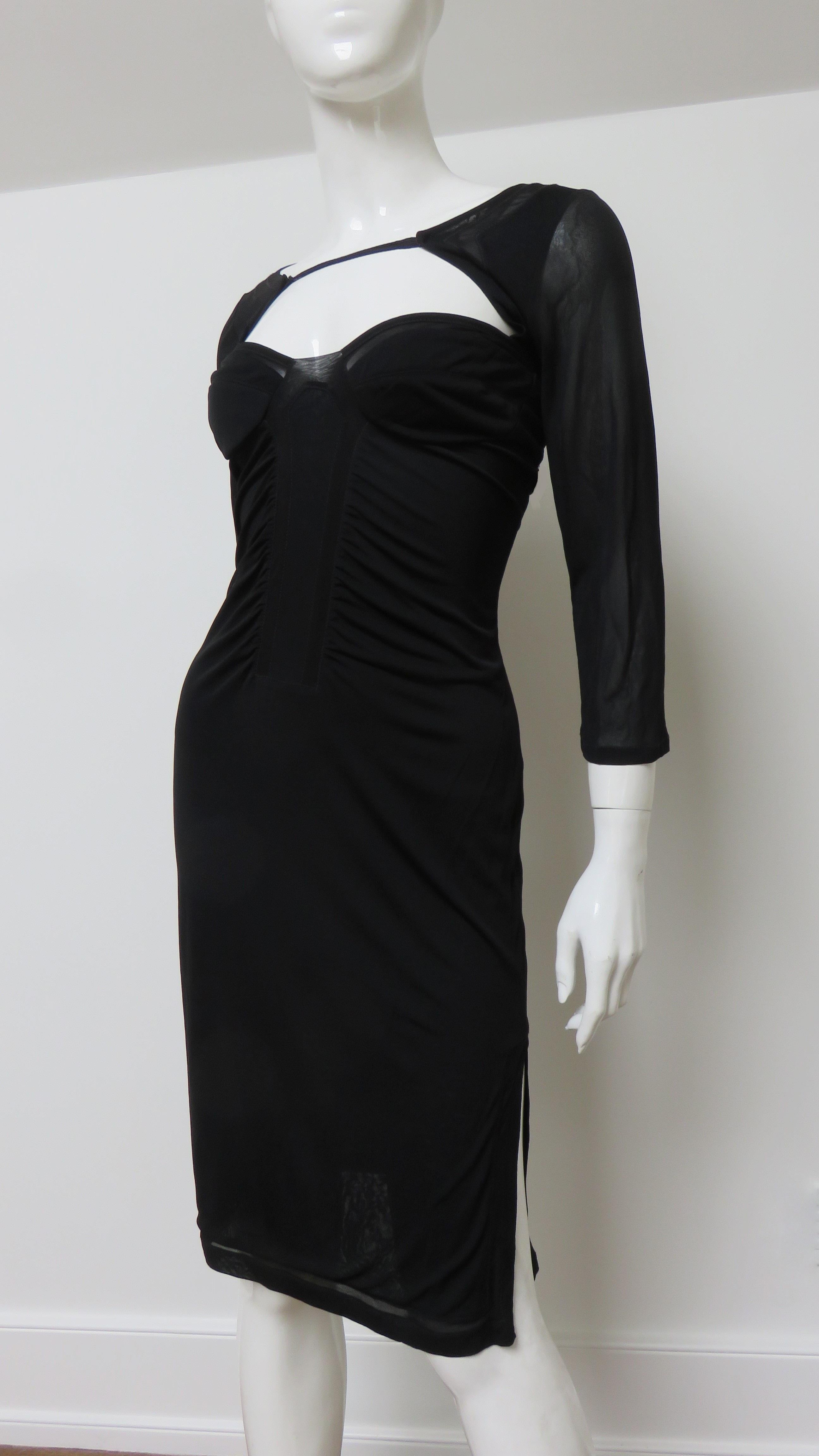 Tom Ford für Gucci Kleid mit Ausschnitten (Schwarz) im Angebot
