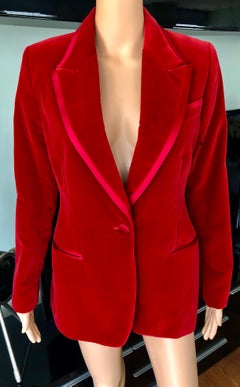 Tom Ford for Gucci F/W 1996 Runway Vintage Velvet Red Blazer Top