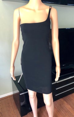 Tom Ford for Gucci S/S 1998 Vintage One Shoulder Logo Buckle Black Mini Dress