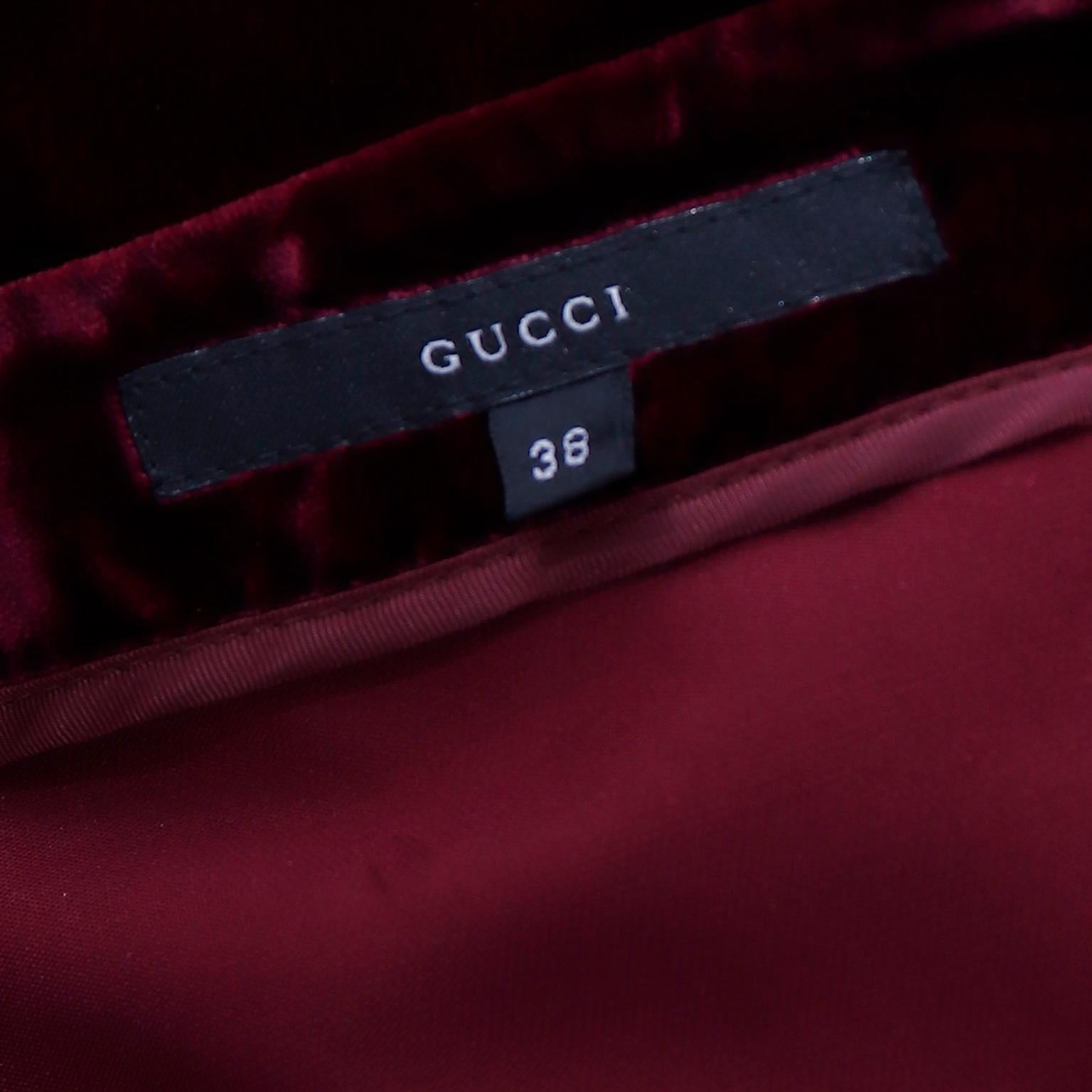Tom Ford For Gucci F/W 1999 Red Velvet Ruched Top For Sale 7