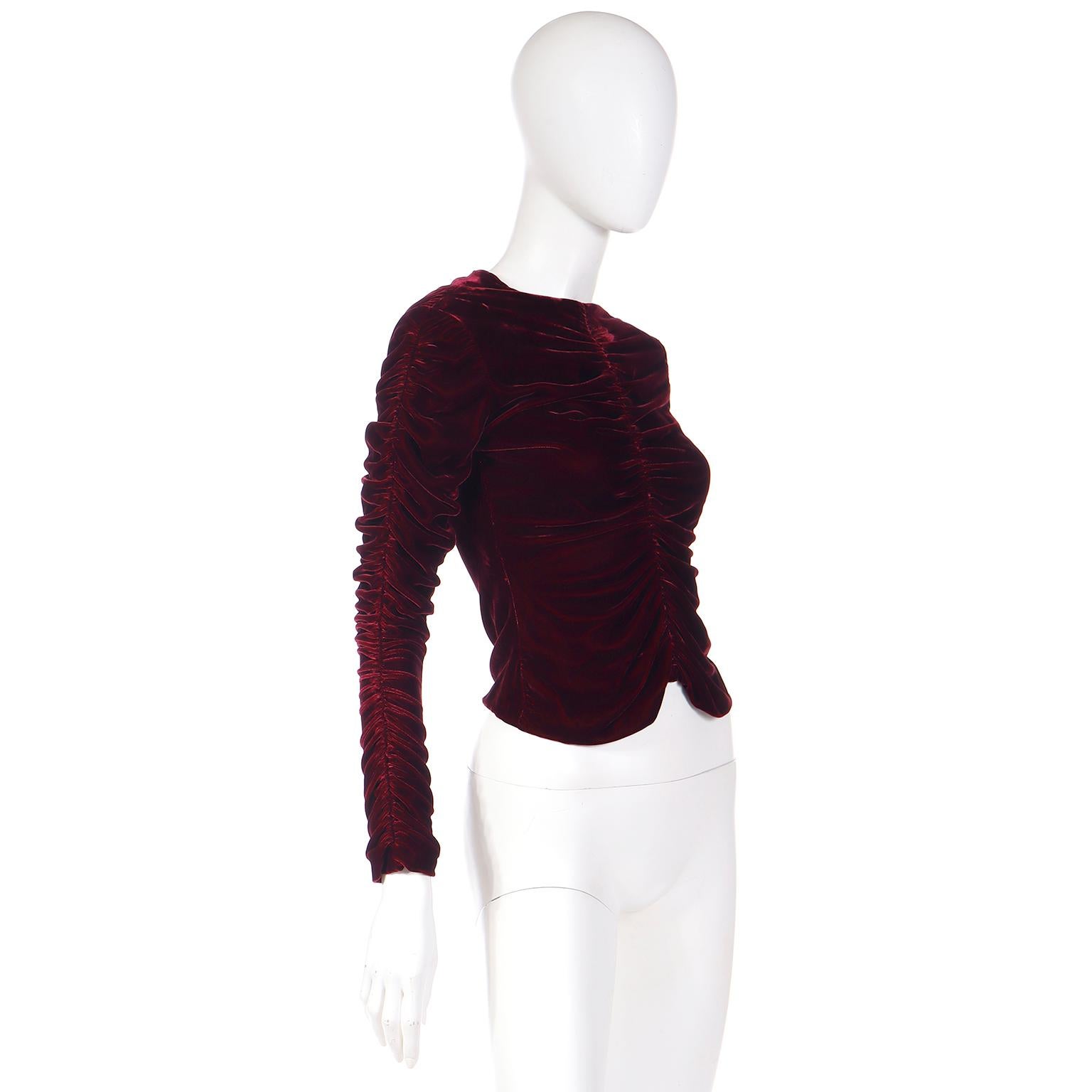 Tom Ford For Gucci F/W 1999 Red Velvet Ruched Top For Sale 2