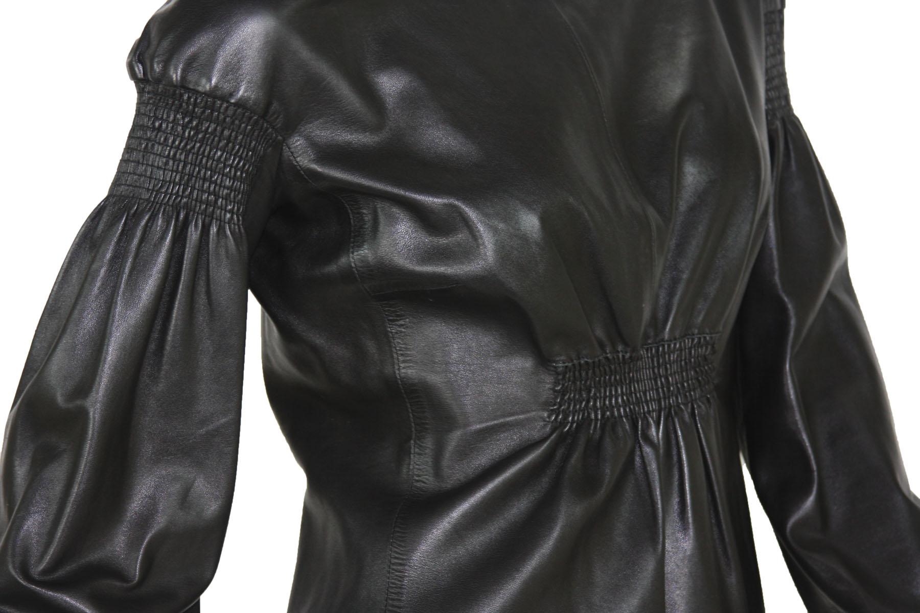 Tom Ford for Gucci F/W 1999 Super Soft Black Leather Back Zip Top Jacket 40 For Sale 3