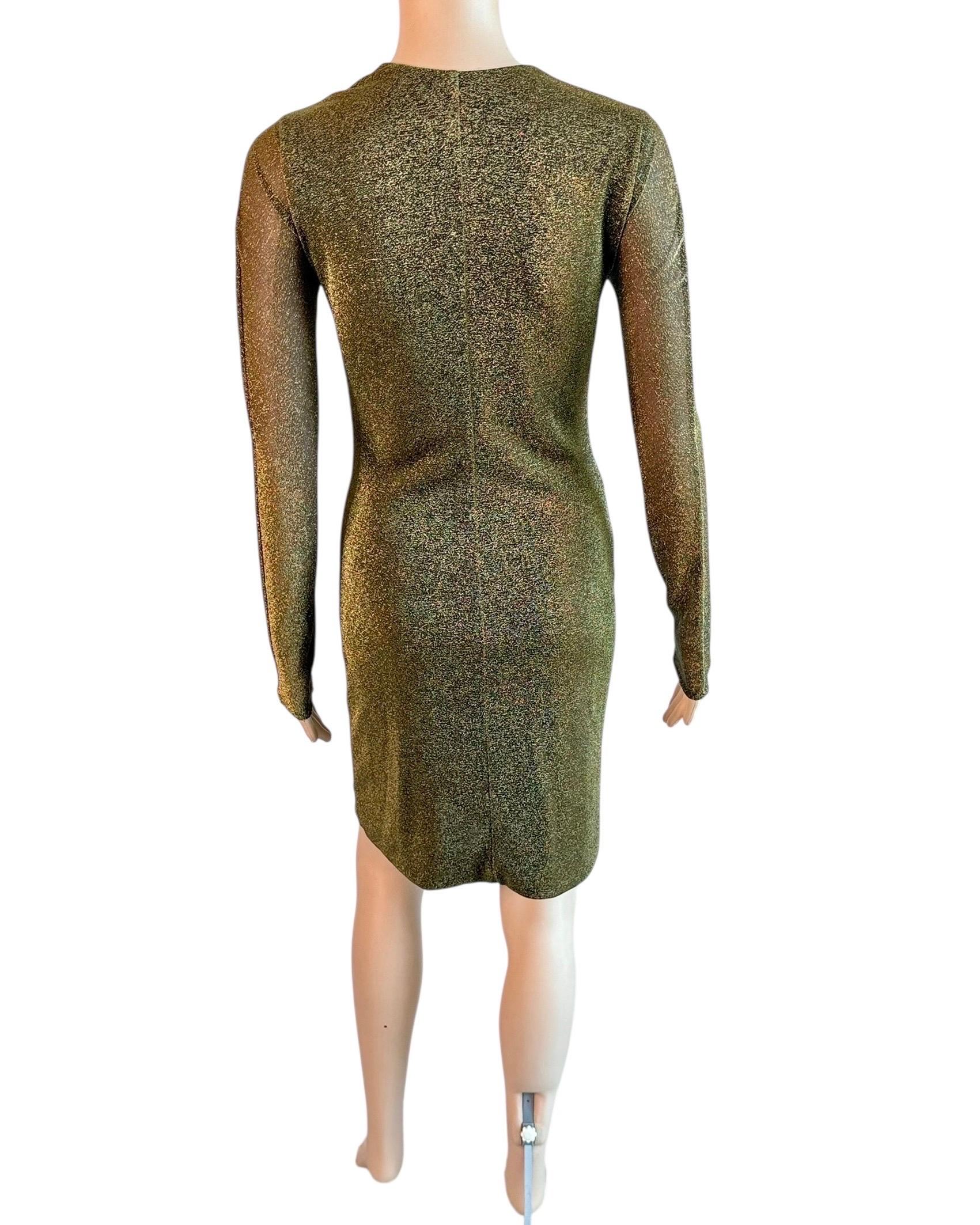 Tom Ford for Gucci, mini-robe de défilé A/H 2000 à encolure allongée en maille métallique en vente 7