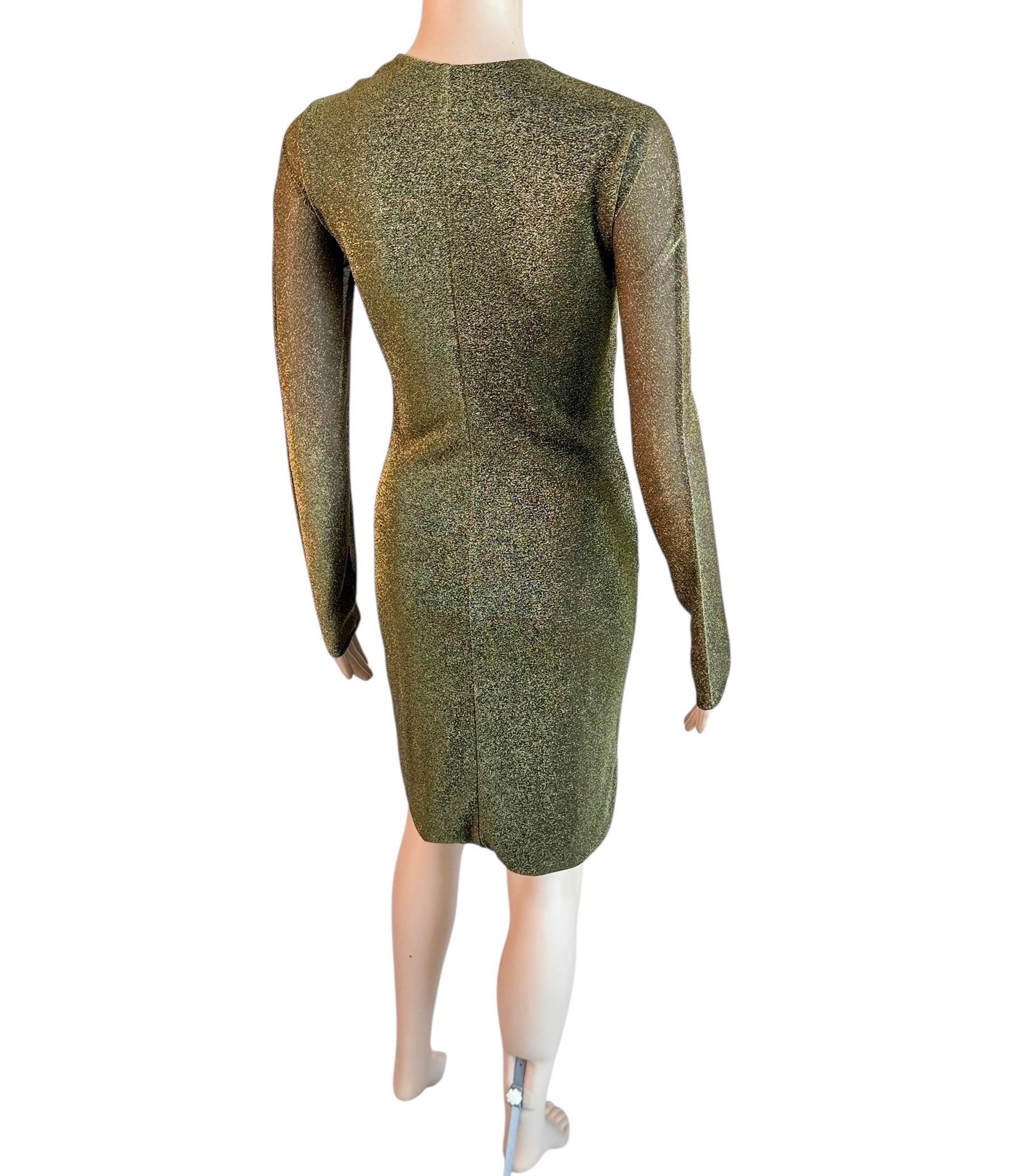Tom Ford for Gucci, mini-robe de défilé A/H 2000 à encolure allongée en maille métallique en vente 12