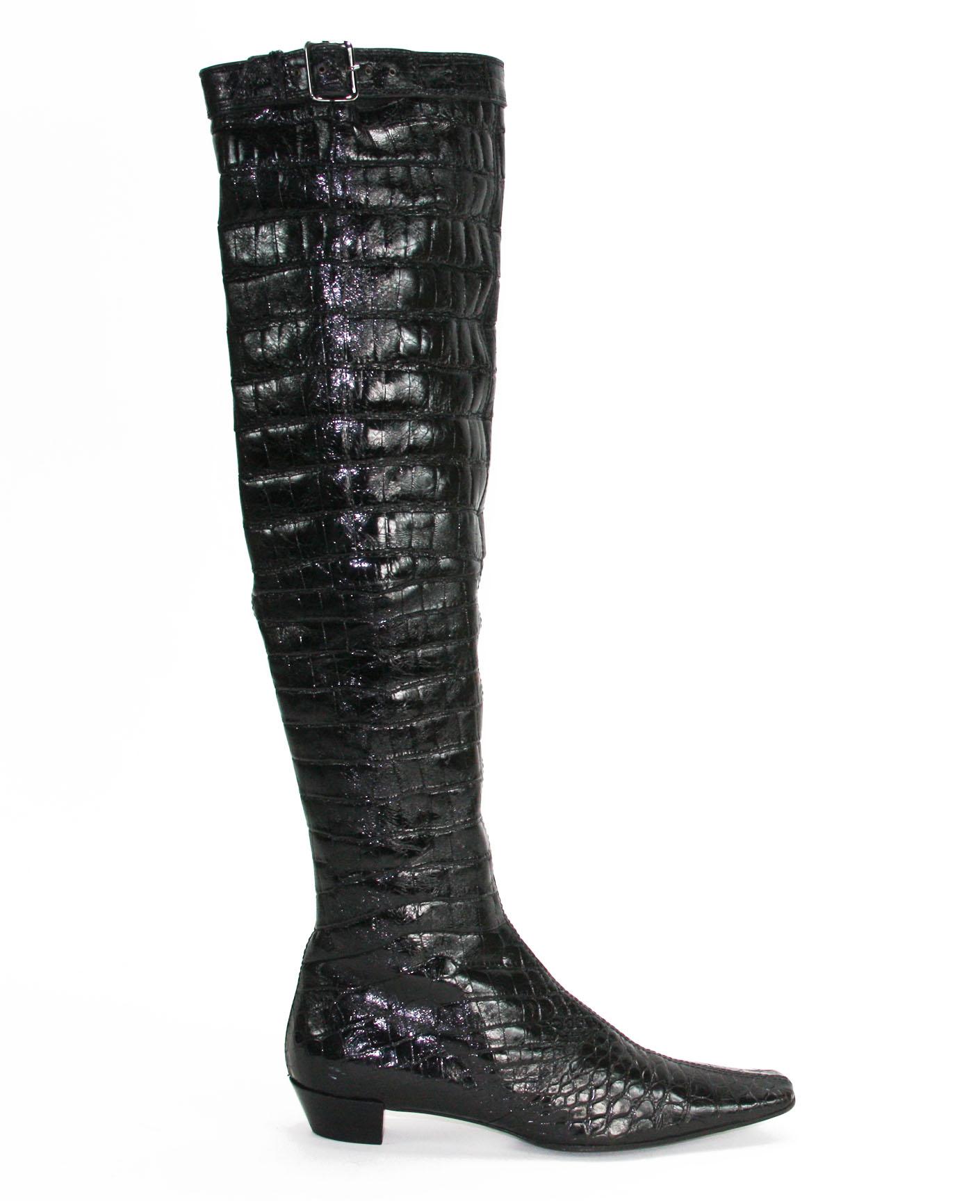 Tom Ford for Gucci Black Alligator Soft & Shiny Skin Over the Knee Boots
Fall / Winter 2001 Runway Collection
Designer size 38 C
A Truly Luxuries and Elegant Boots, Amazing Exotic Leather - Full Belly Alligator Pieces
Adjustable Buckle at the Top,