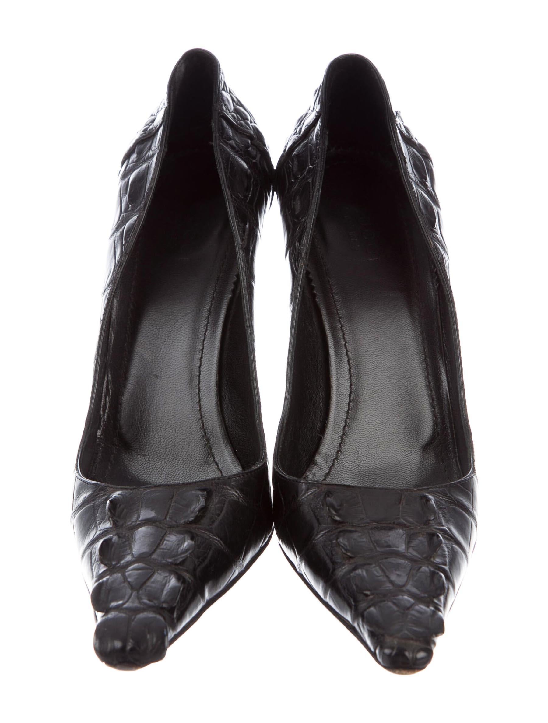 Tom Ford für Gucci F/W 2002 Schwarze Pumps aus Krokodil 9 B im Zustand „Hervorragend“ im Angebot in Montgomery, TX