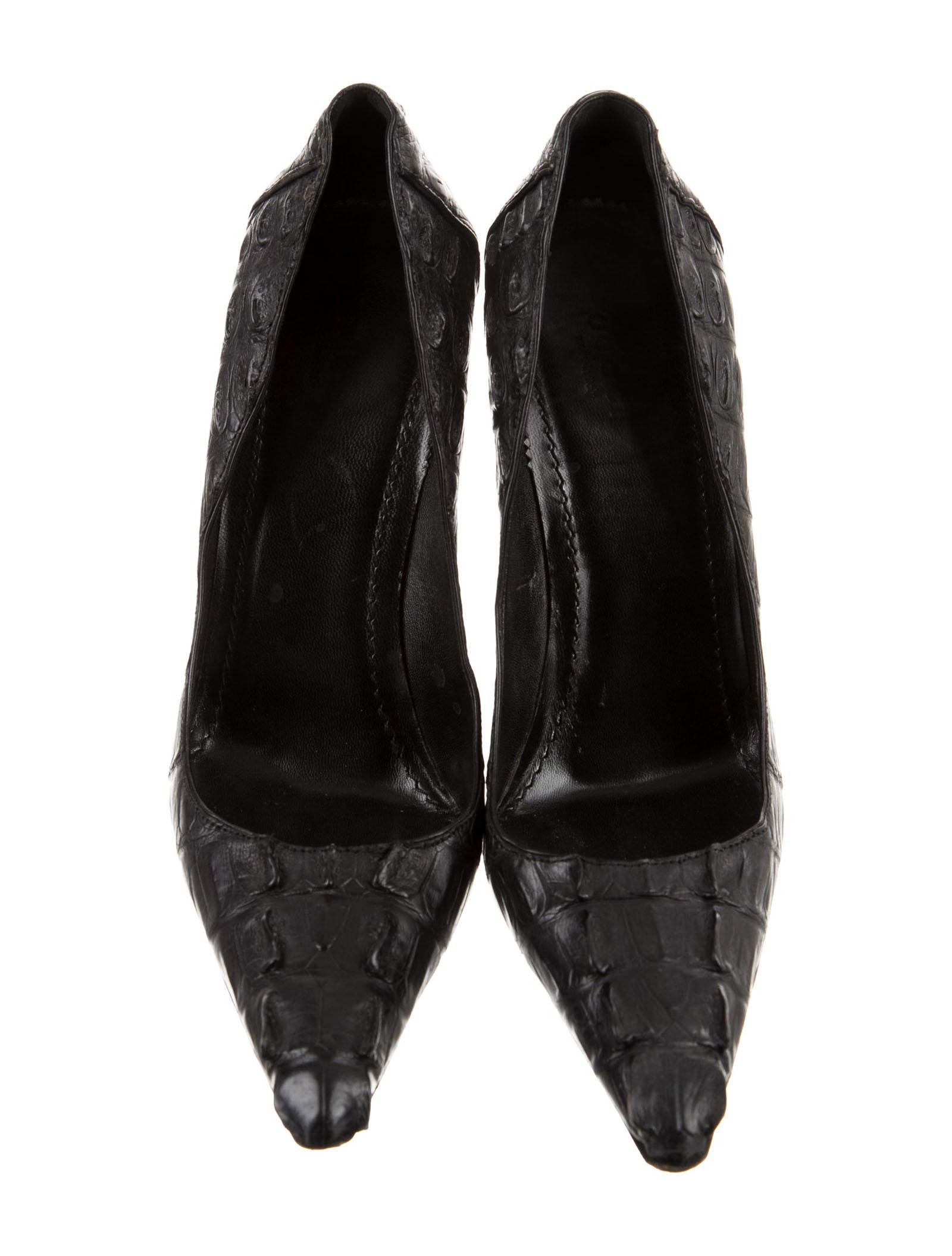Tom Ford for Gucci F/W 2002 Black Crocodile Shoes Pumps 9 B In Excellent Condition In Montgomery, TX
